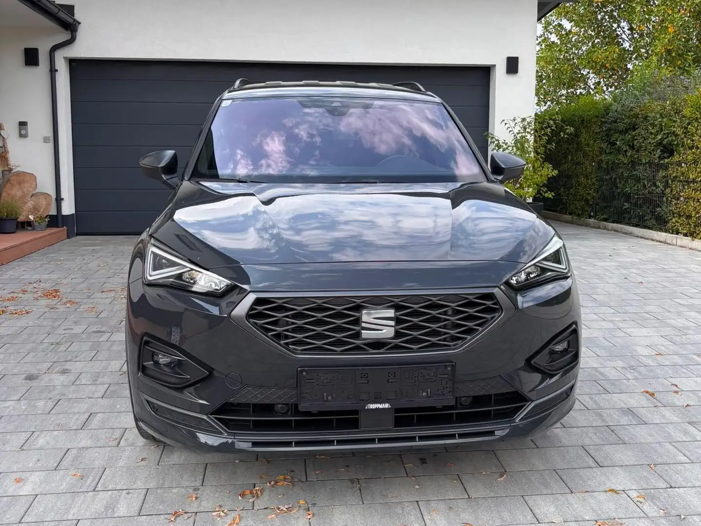 SEAT Tarraco FR 4Drive *AHK*MemorySitz* Grau - 2