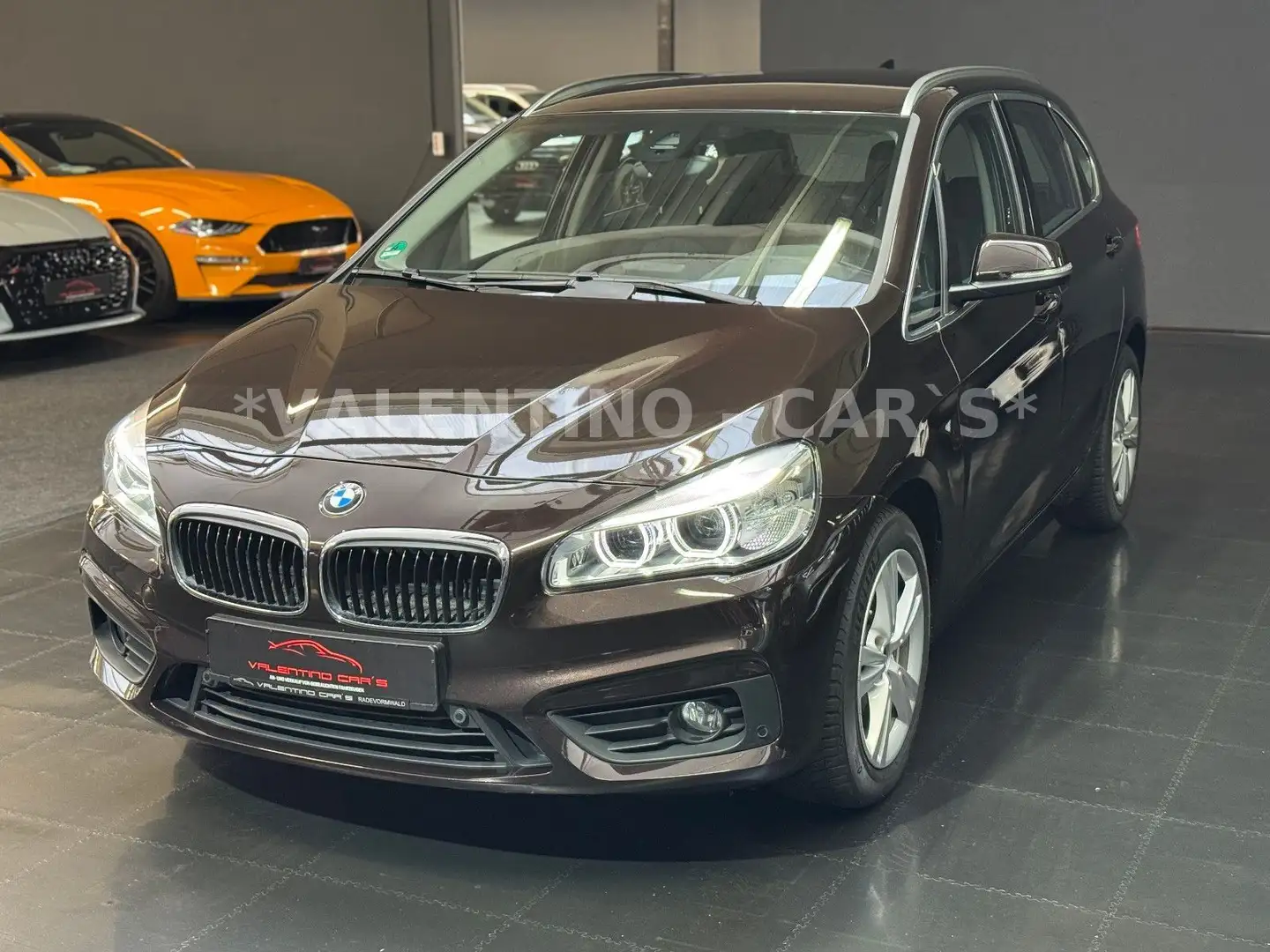 BMW 218 d Active Tourer Automatik/Navi/LED/Kamera/AC Braun - 2
