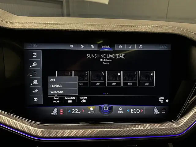 Volkswagen Touareg view 27