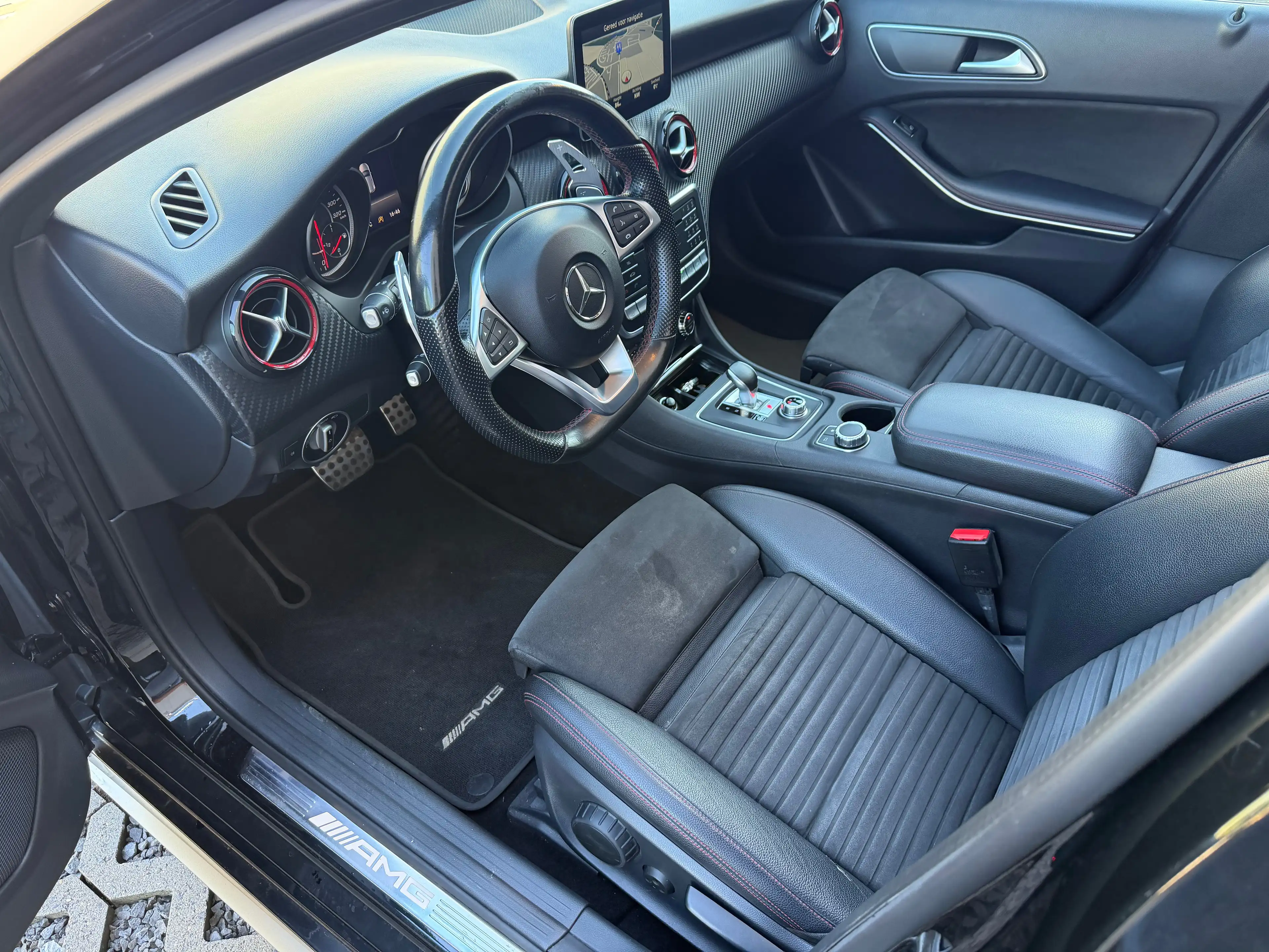 Mercedes-Benz A 45 AMG A 45 AMG 4-Matic — photo 8