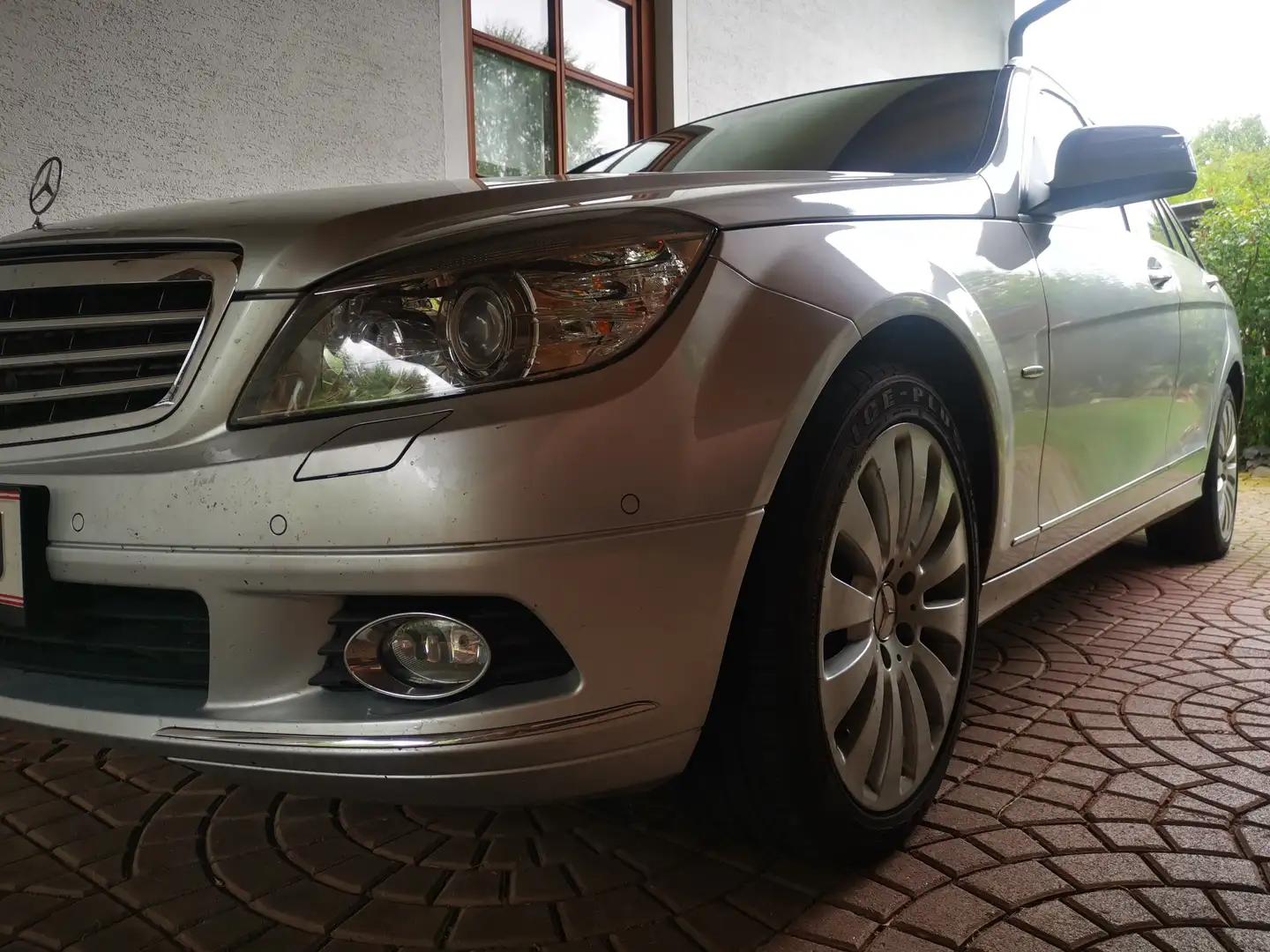 Mercedes-Benz C 320 T Avantg. 4MATIC A CDI Aut. Avantgarde Sport AMG Silber - 1