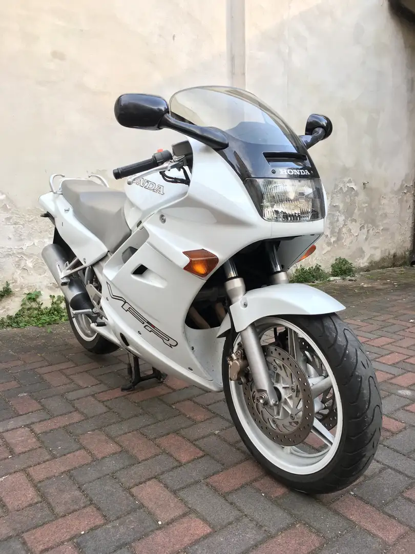 Honda VFR 750 unico - 1