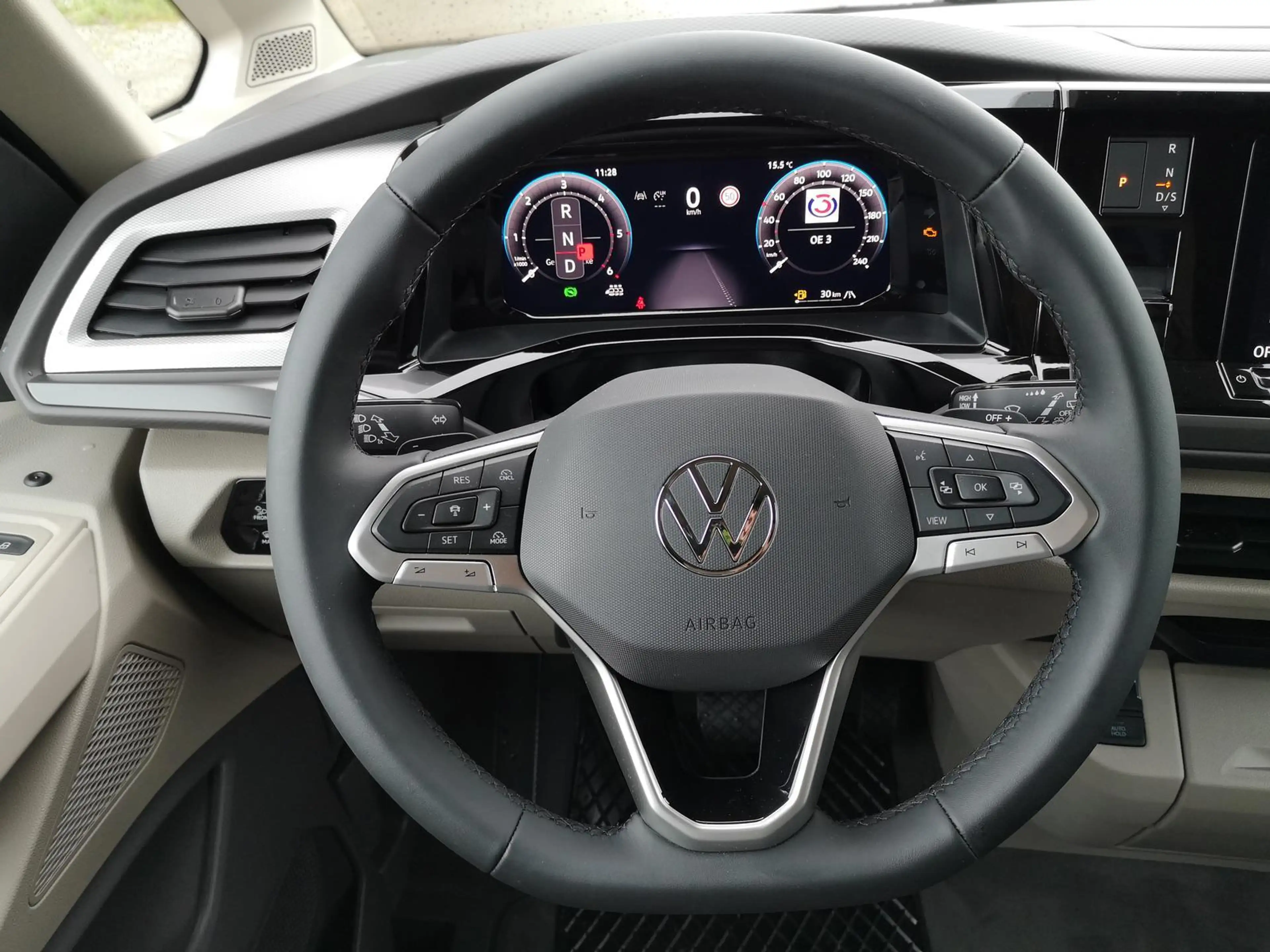 Volkswagen T7 California Beach Tour 2.0 TDI DSG 110 kW (150 PS), Automat... — photo 2