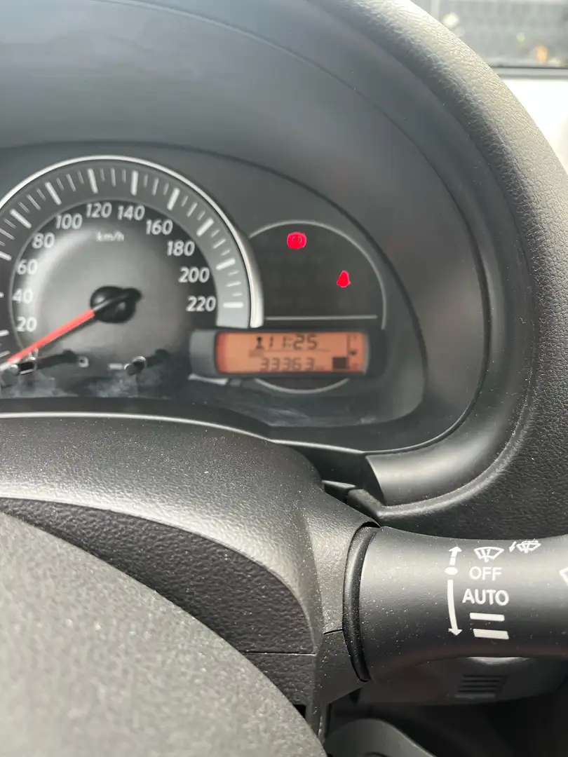 Nissan Micra 1.2 Acenta Schwarz - 2