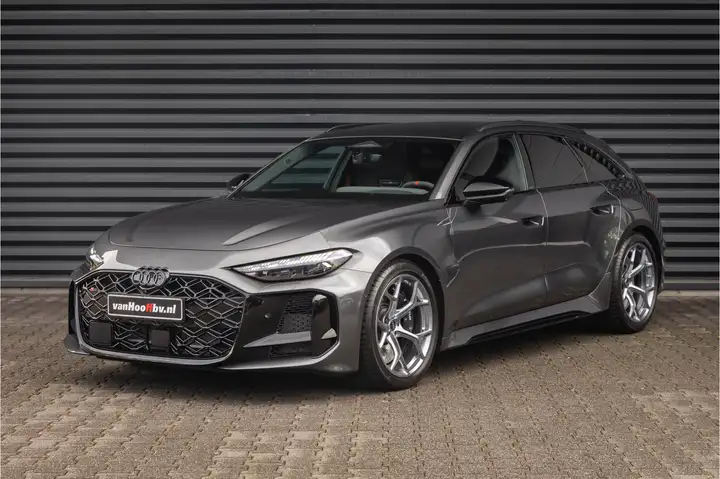 Audi RS5 Avant e-hybrid quattro - Direct leverbaar - Pano -