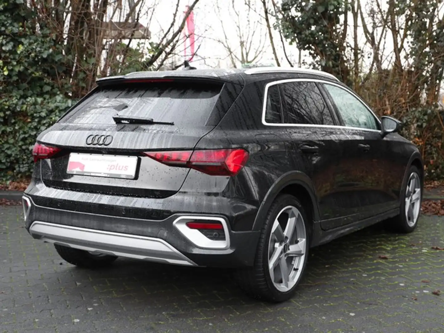 Audi A3 Allstreet 35 TDI S line ACC Matrix LED Navi+ Bu... Schwarz - 2