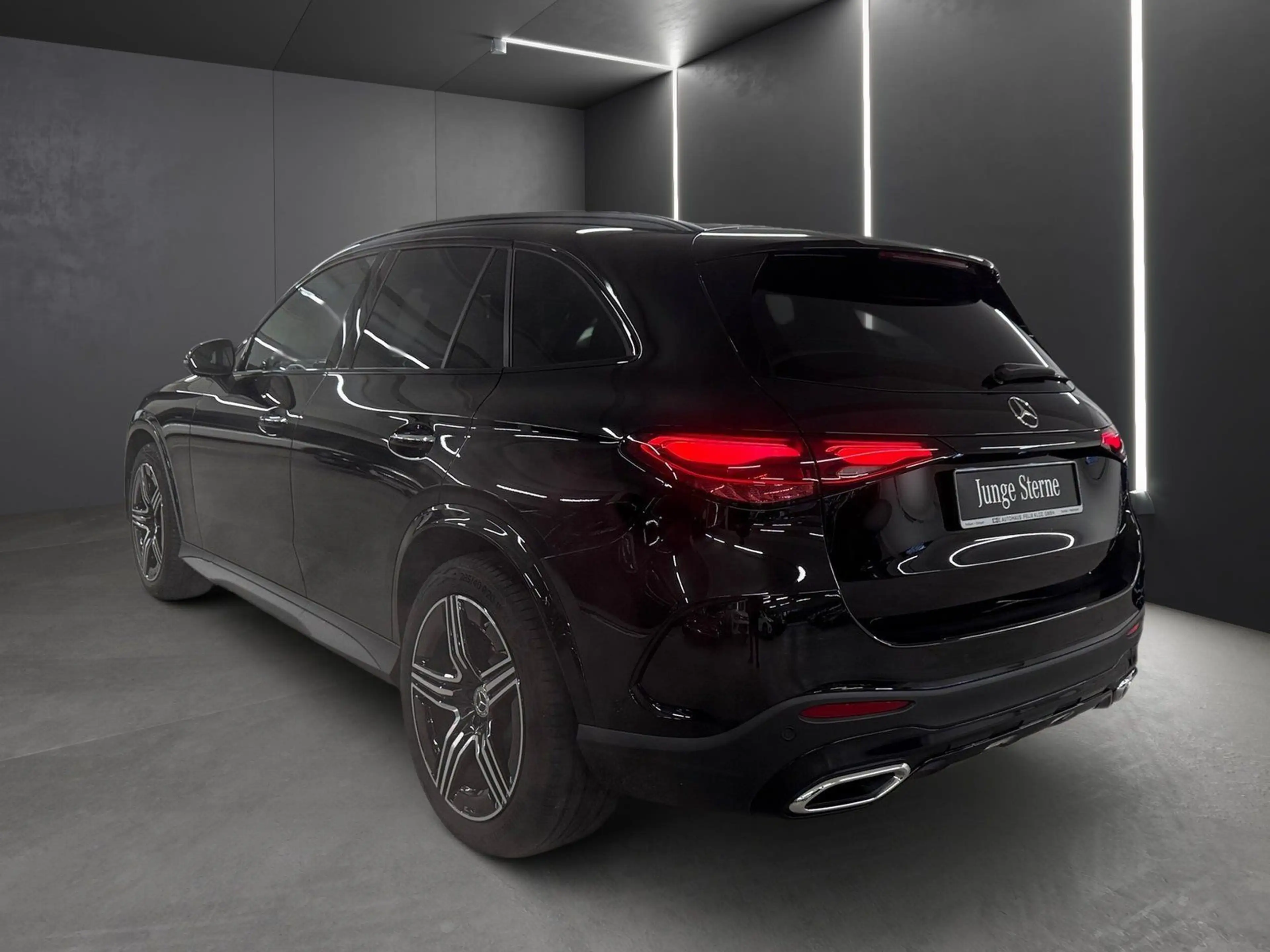 Mercedes-Benz GLC 450 d 4M Edition AMG*Pano*Distro*Towink*AHK* — photo 4
