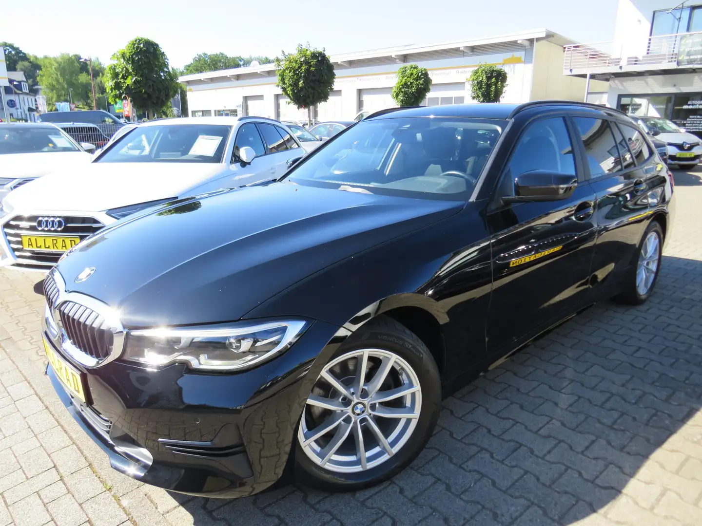 BMW 320 dA touring xDrive Advantage *AHK *LED *STANDHZG Noir - 1