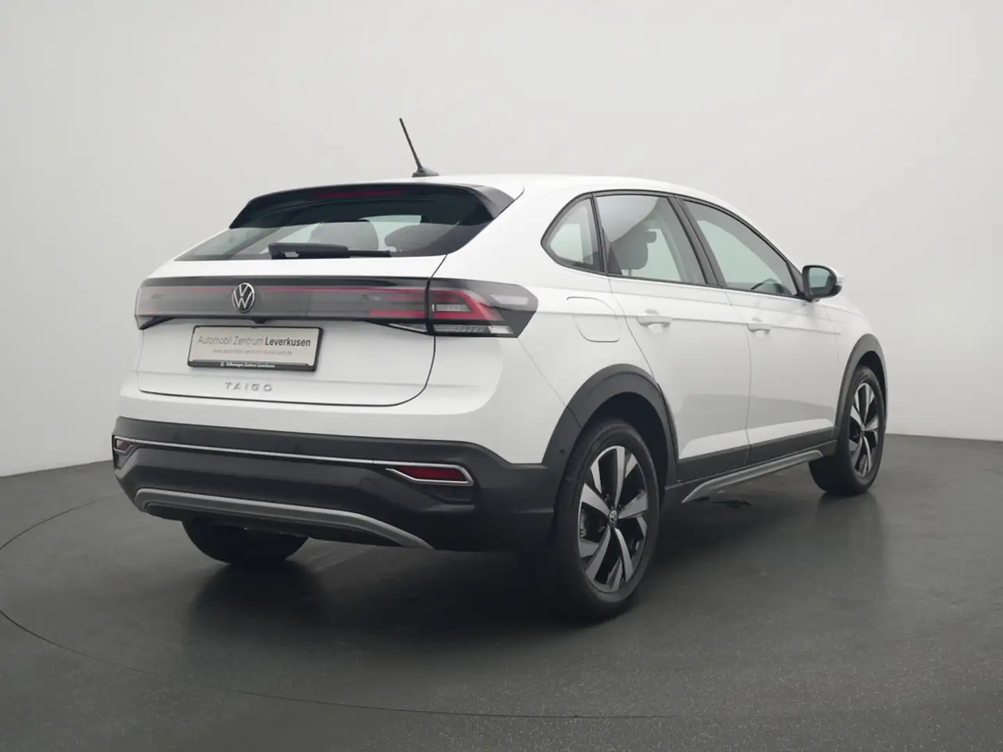 Volkswagen Taigo Style DSG VIRT PANO NAVI KAM PDC MATRIX Schwarz - 2