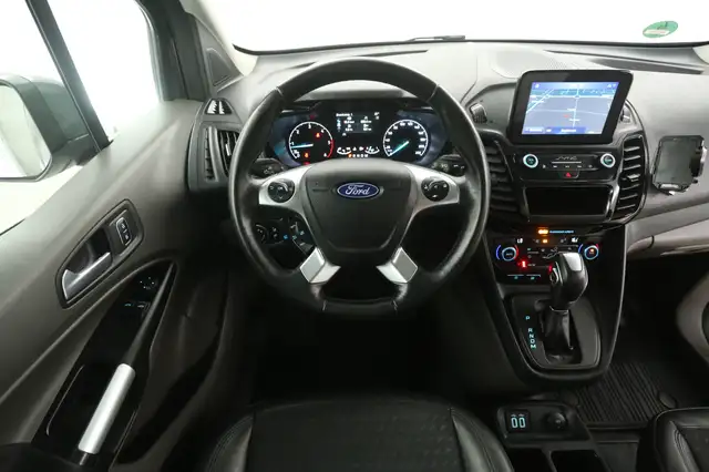Ford Transit Connect view 2