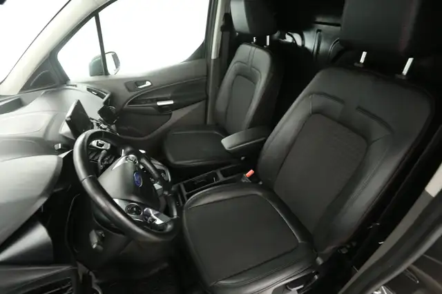 Ford Transit Connect view 9