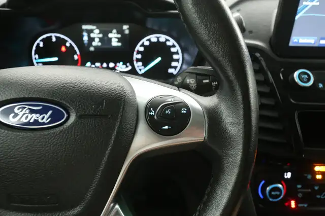Ford Transit Connect view 15