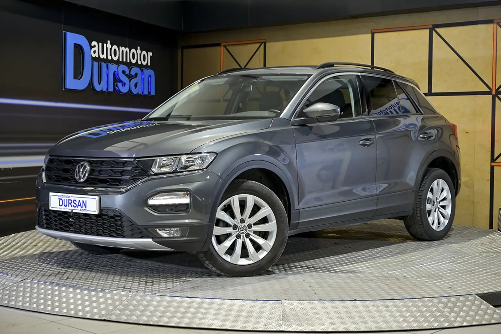 Volkswagen T-Roc 1.0 TSI Advance - 1