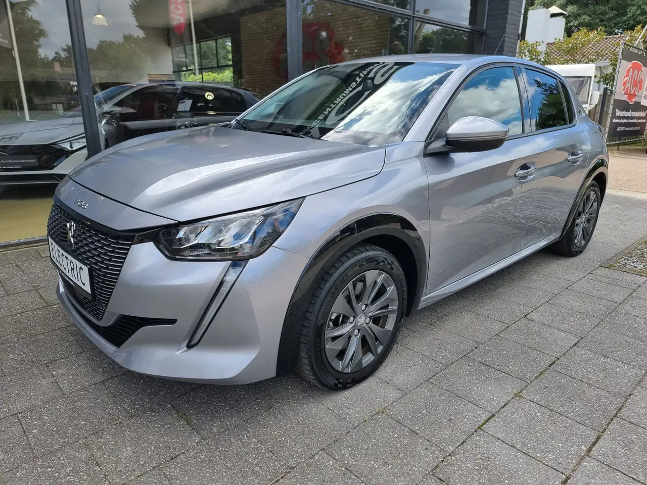 Peugeot E-208 EV Allure 50 kWh SOH 93% 11kW -3-fase 2021, миниатюра 7