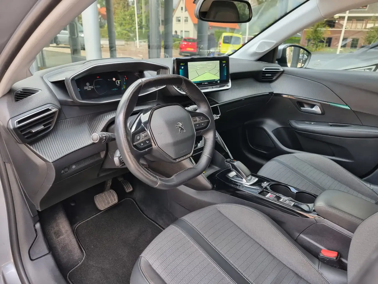 Peugeot E-208 EV Allure 50 kWh SOH 93% 11kW -3-fase 2021, миниатюра 14