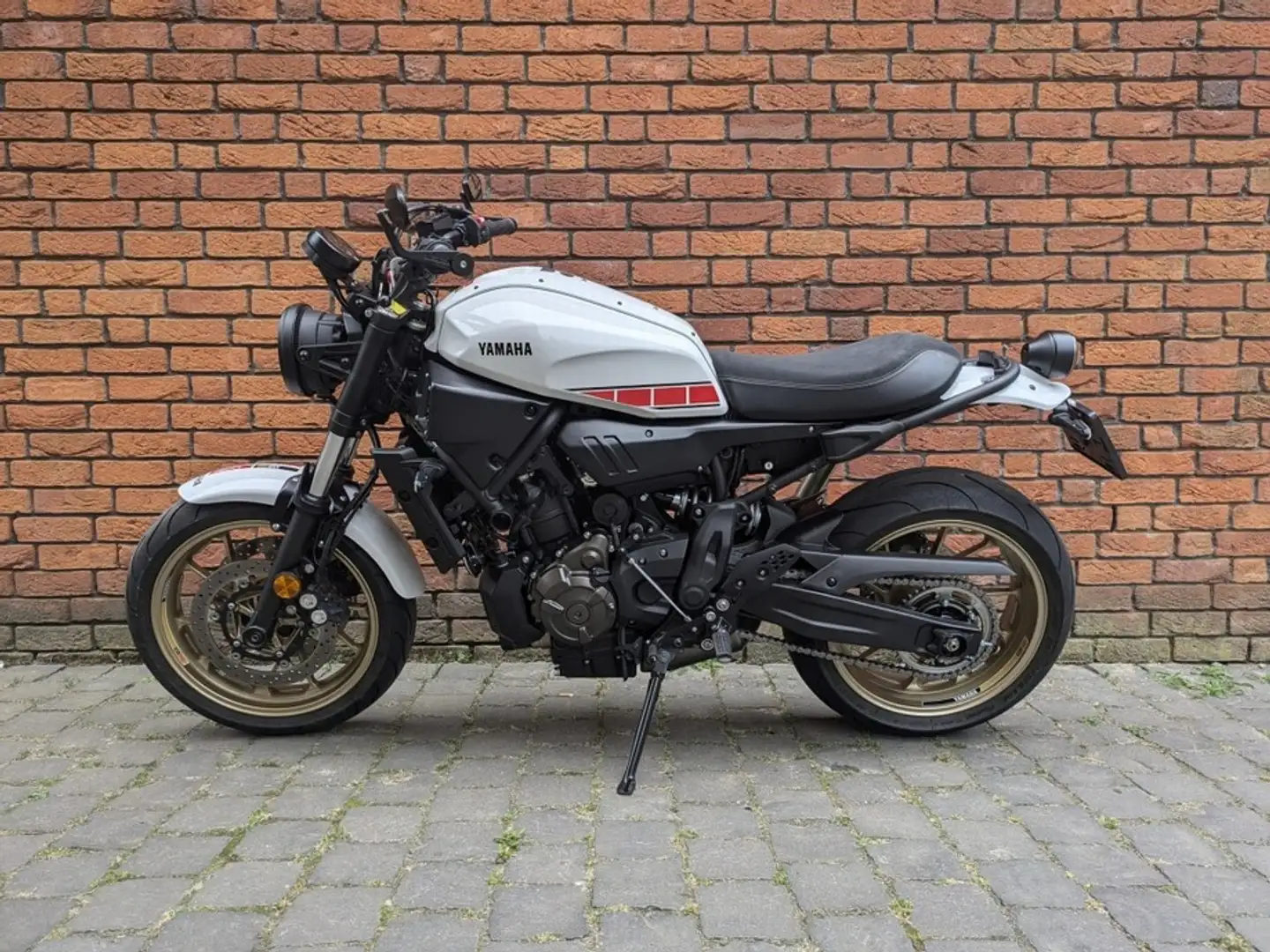 Yamaha XSR 700 Special Edition Bílá - 2