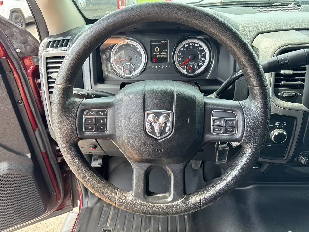 RAM 1500 снимка RAM 1500