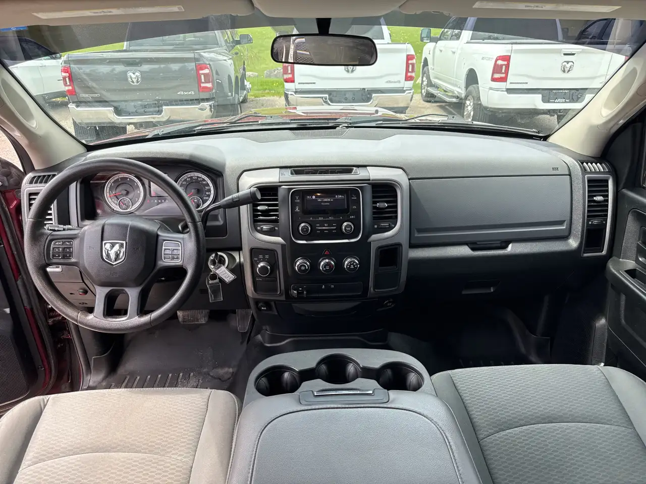 RAM 1500 снимка RAM 1500