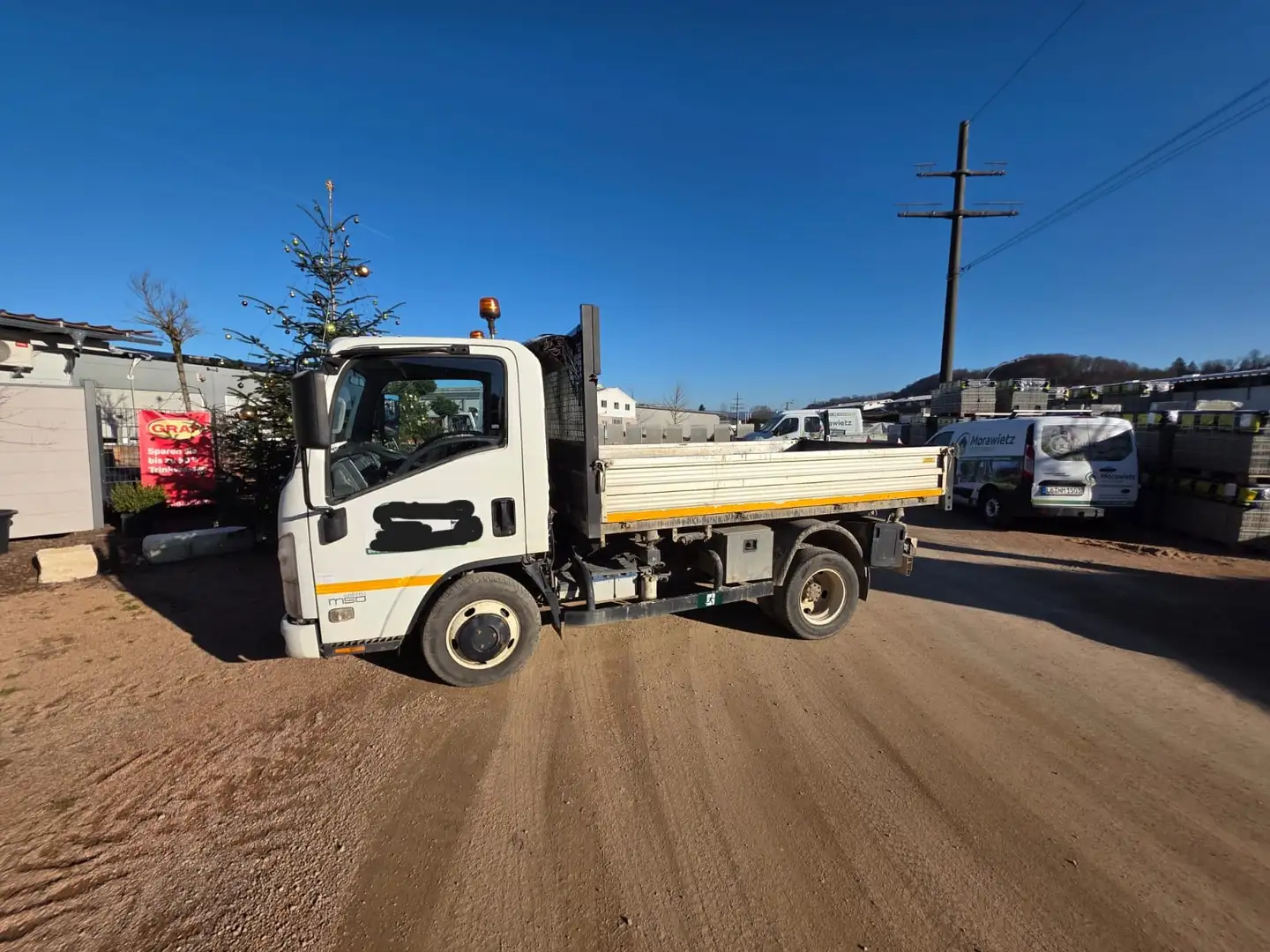 Isuzu Sonstige NMR85 Weiß - 1