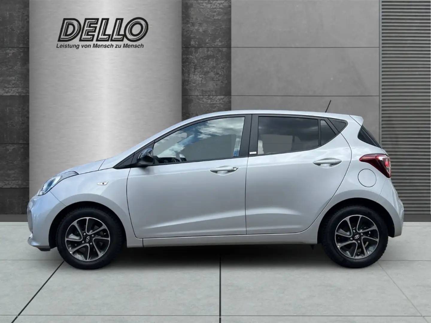Hyundai i10 T YES! 1.2,BT Ganzjahresreifen, Klimaanlage DAB SH Silber - 2