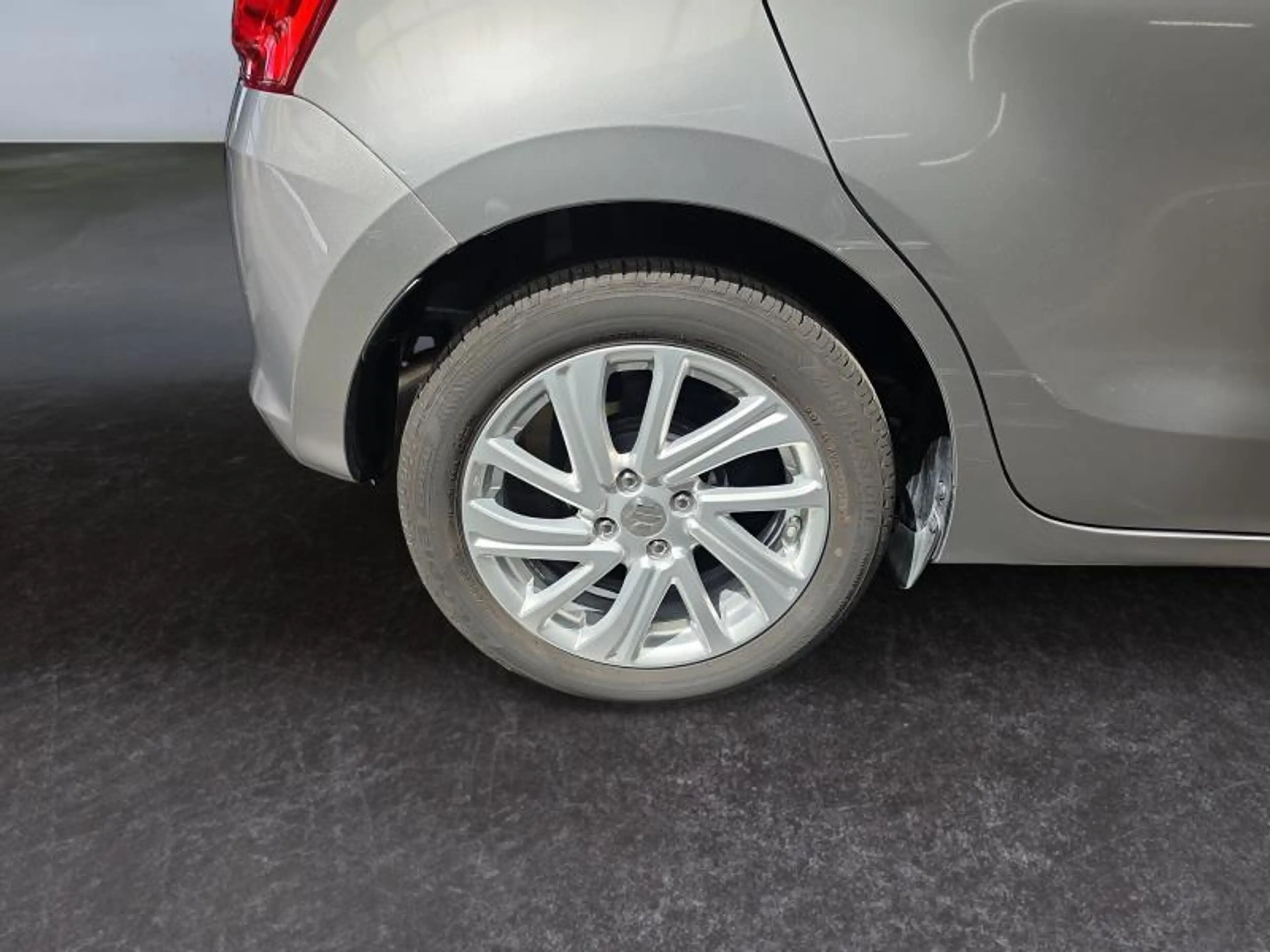 Suzuki Swift 1.2i SHVS GL 12V 83 Hp — photo 10