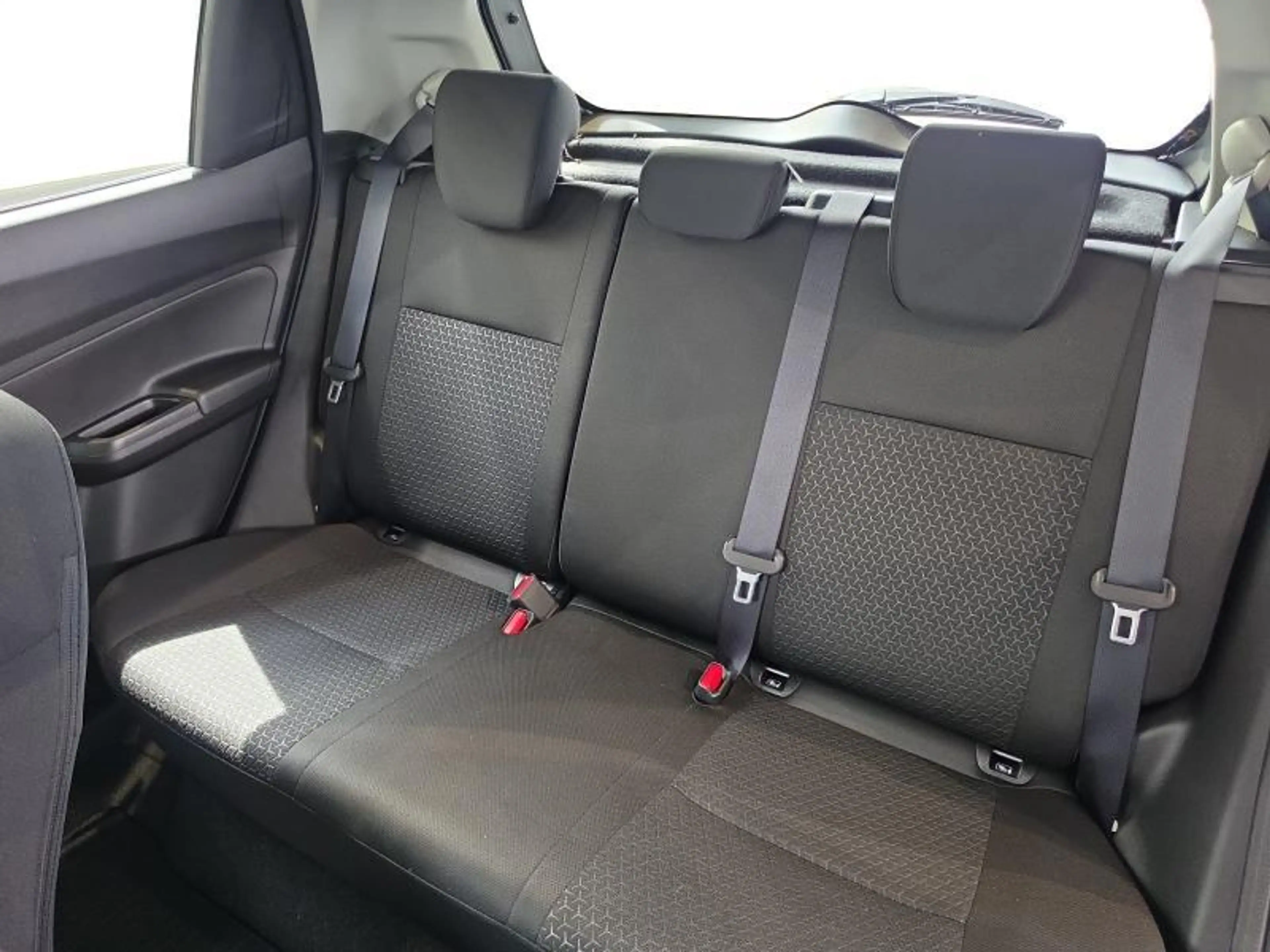 Suzuki Swift 1.2i SHVS GL 12V 83 Hp — photo 12