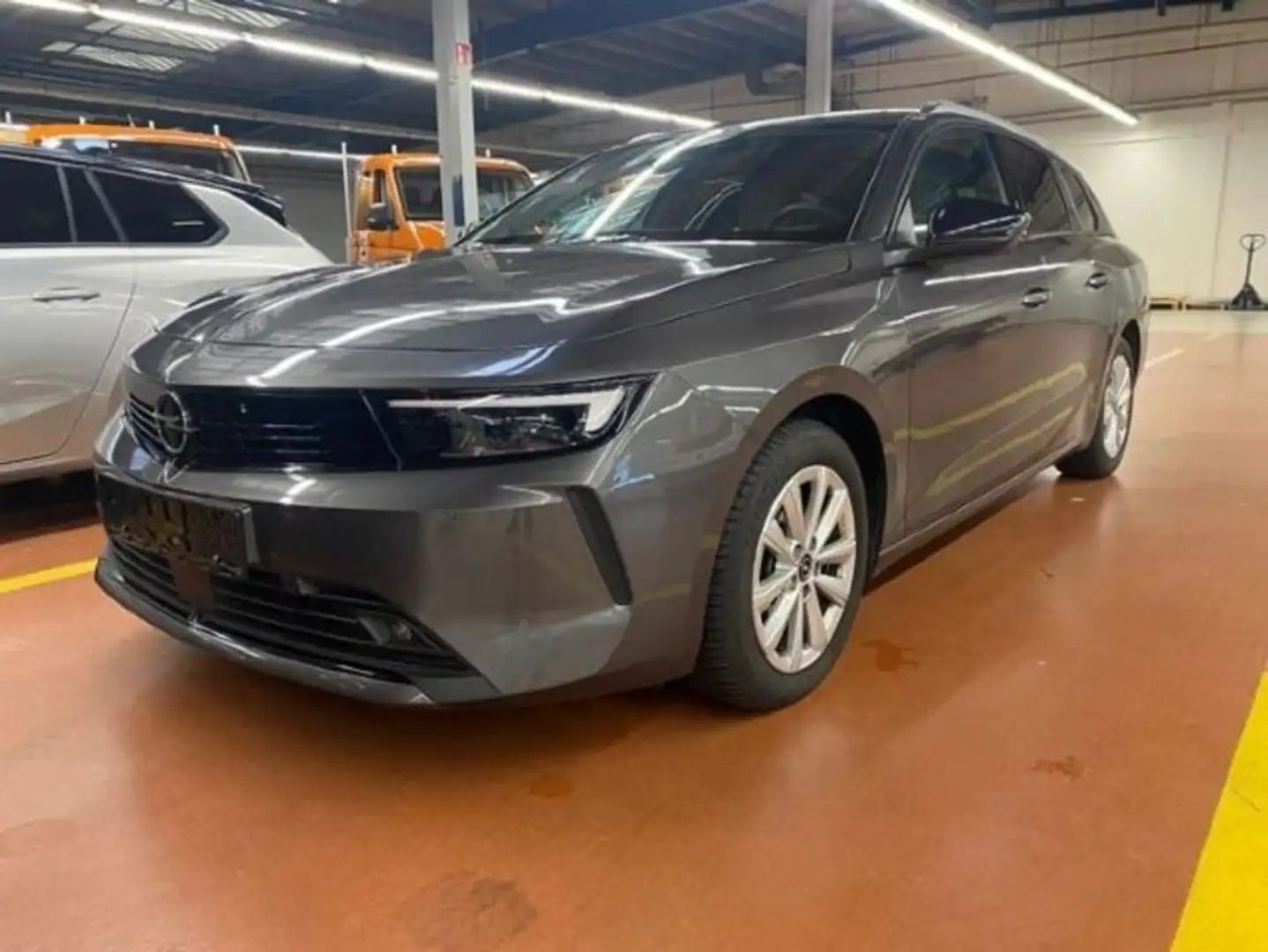 Opel Astra Sports Tourer 1.5 D Automatik Elegance AHK Grey - 2