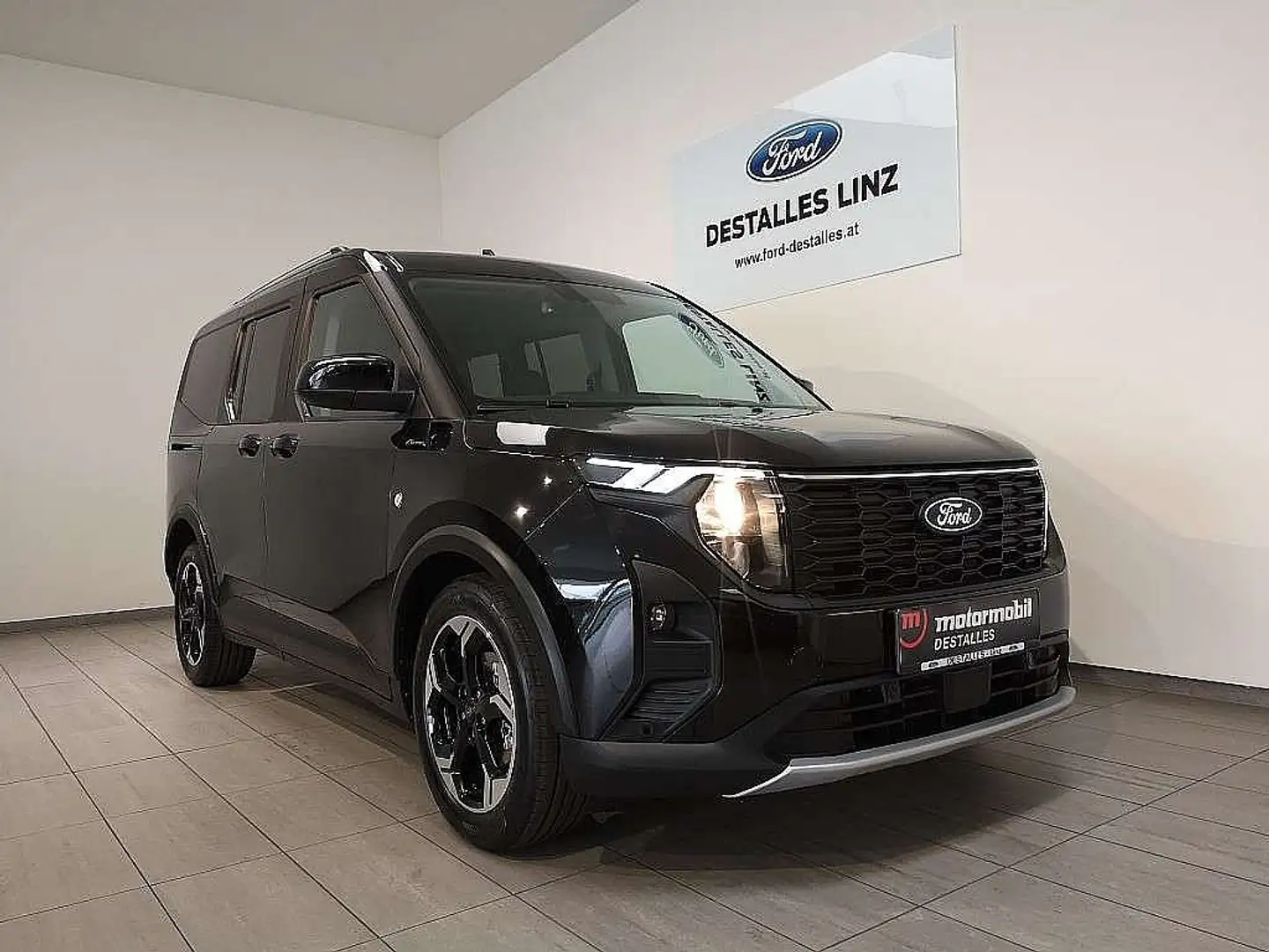 Ford Tourneo Courier 1,0 EcoBoost Active Nero - 1