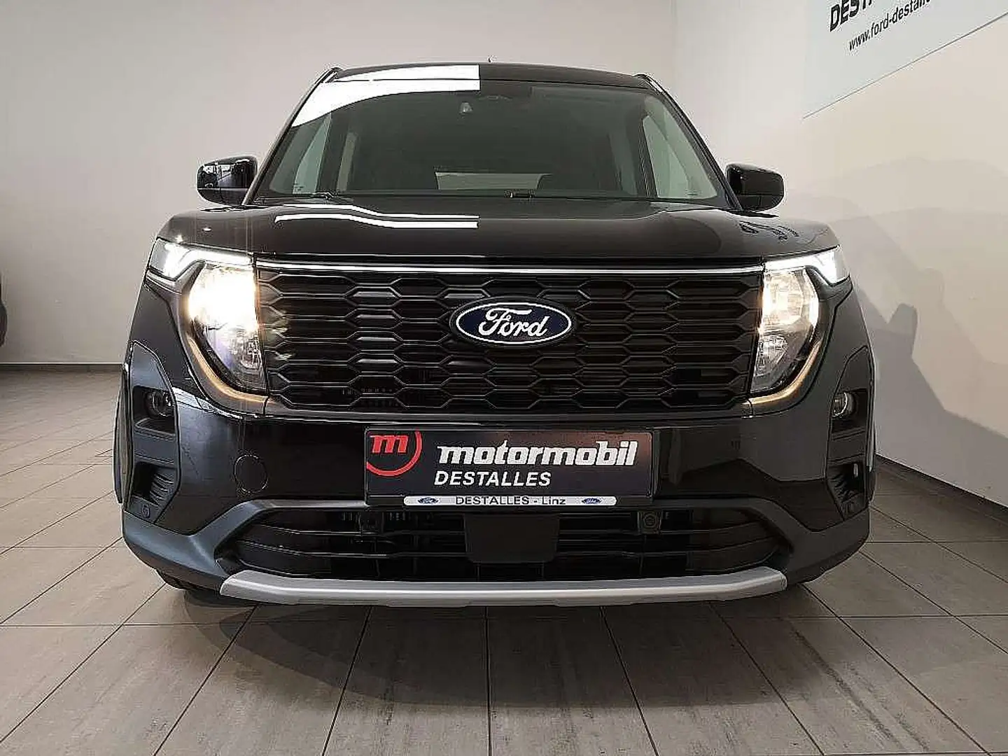 Ford Tourneo Courier 1,0 EcoBoost Active Nero - 2