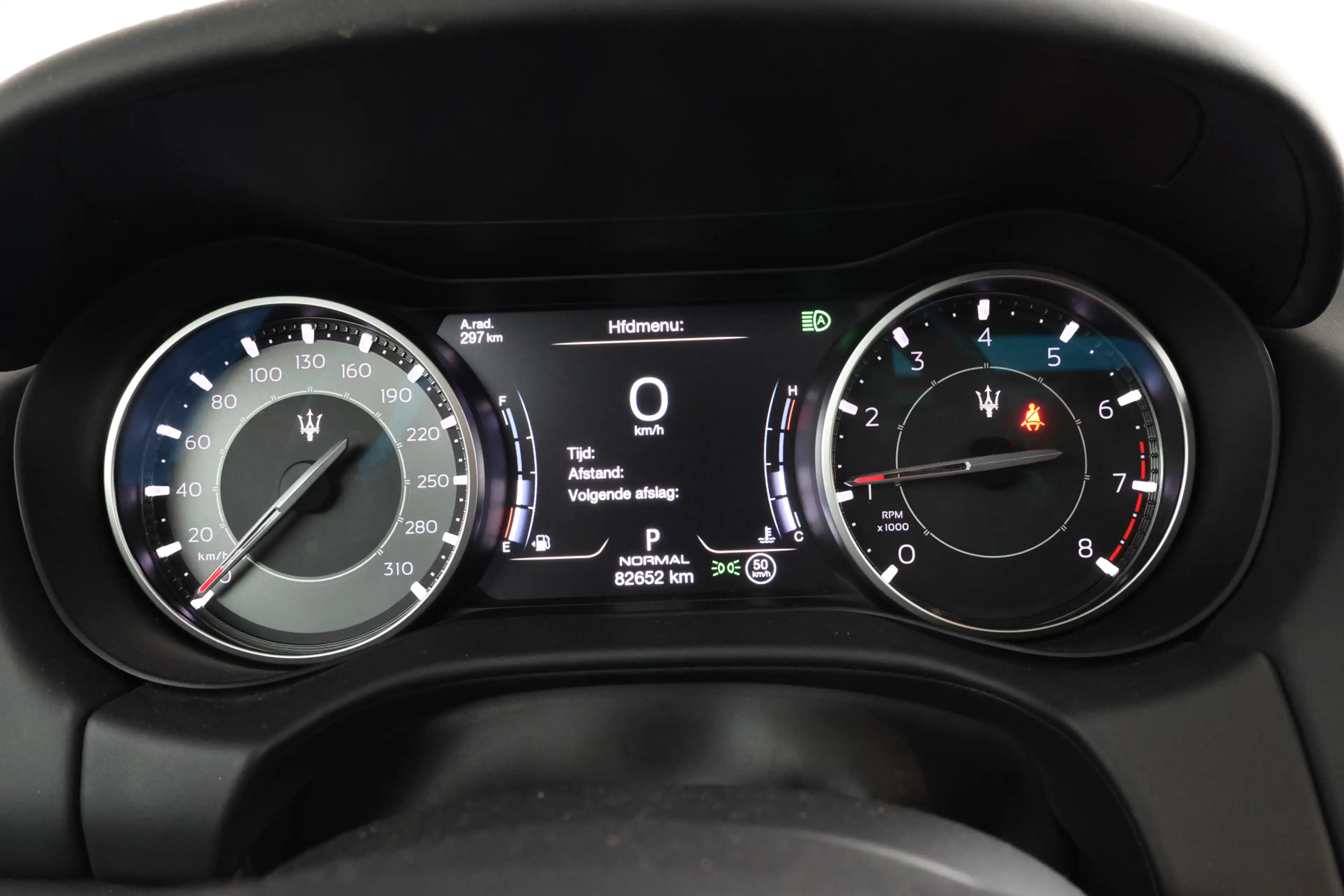 Maserati Ghibli 2.0 MHEV GranSport Schuif/Kanteldak, 360 Camera, V — photo 25