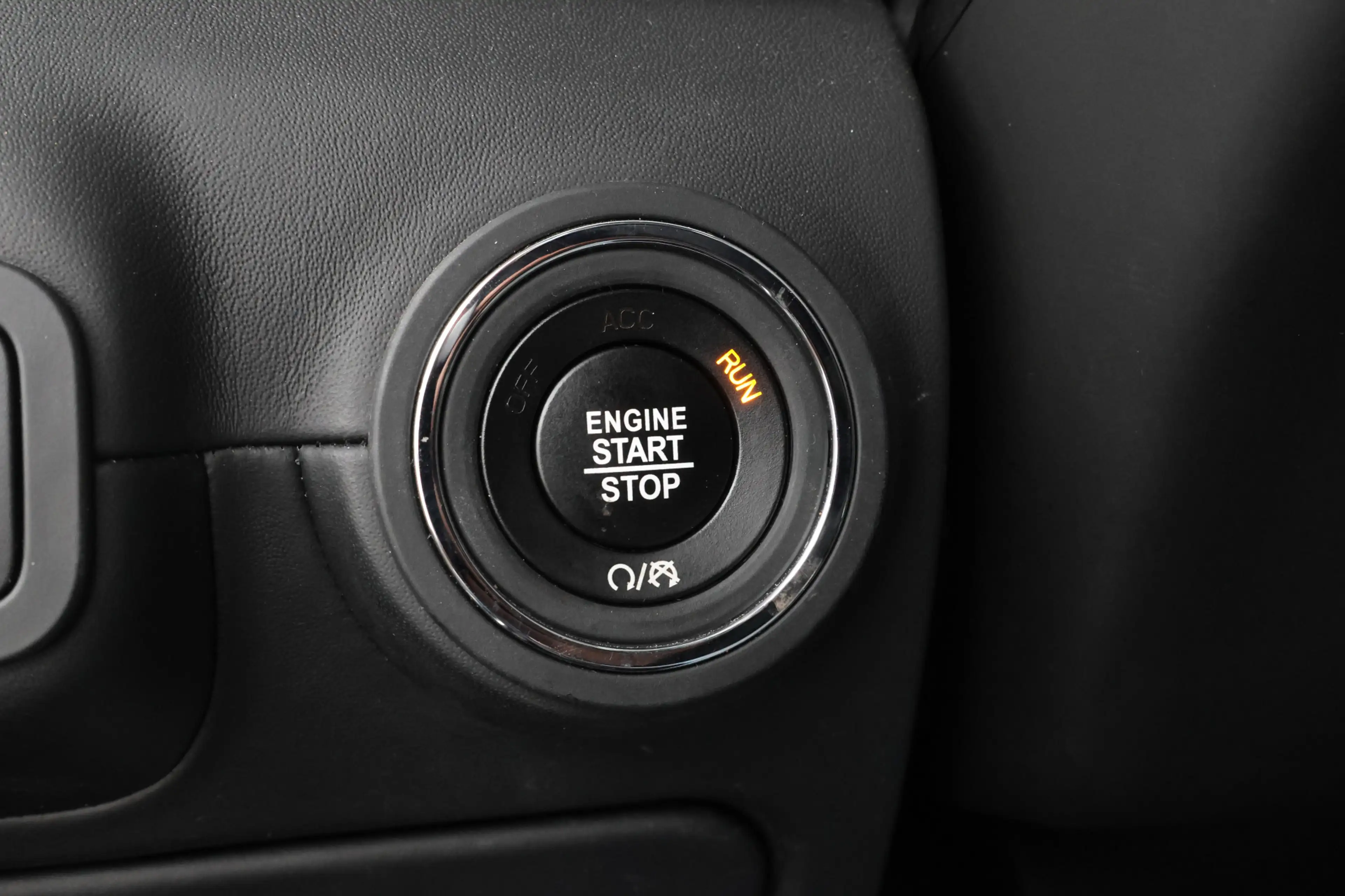 Maserati Ghibli 2.0 MHEV GranSport Schuif/Kanteldak, 360 Camera, V — photo 24