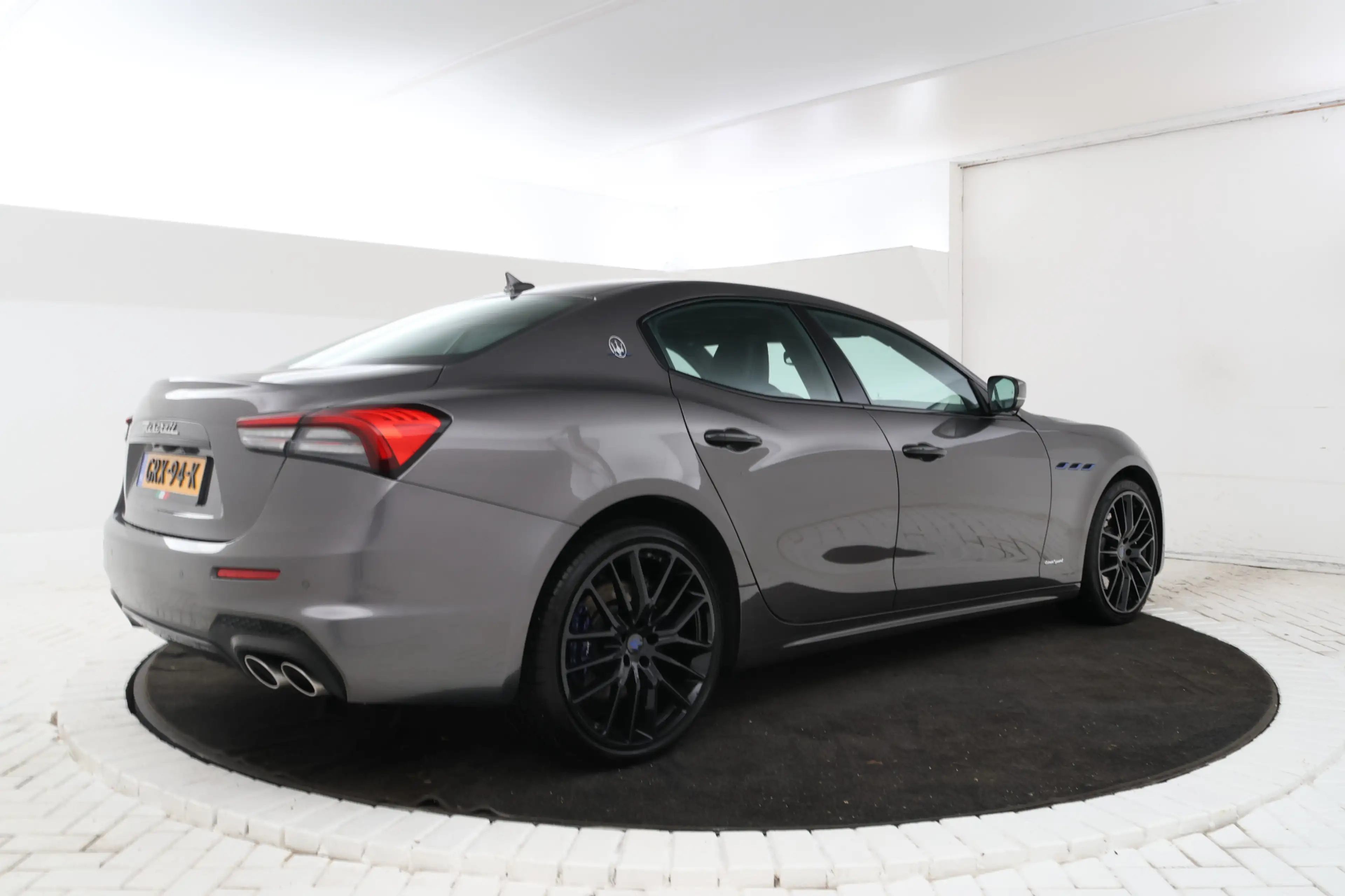 Maserati Ghibli 2.0 MHEV GranSport Schuif/Kanteldak, 360 Camera, V — photo 3