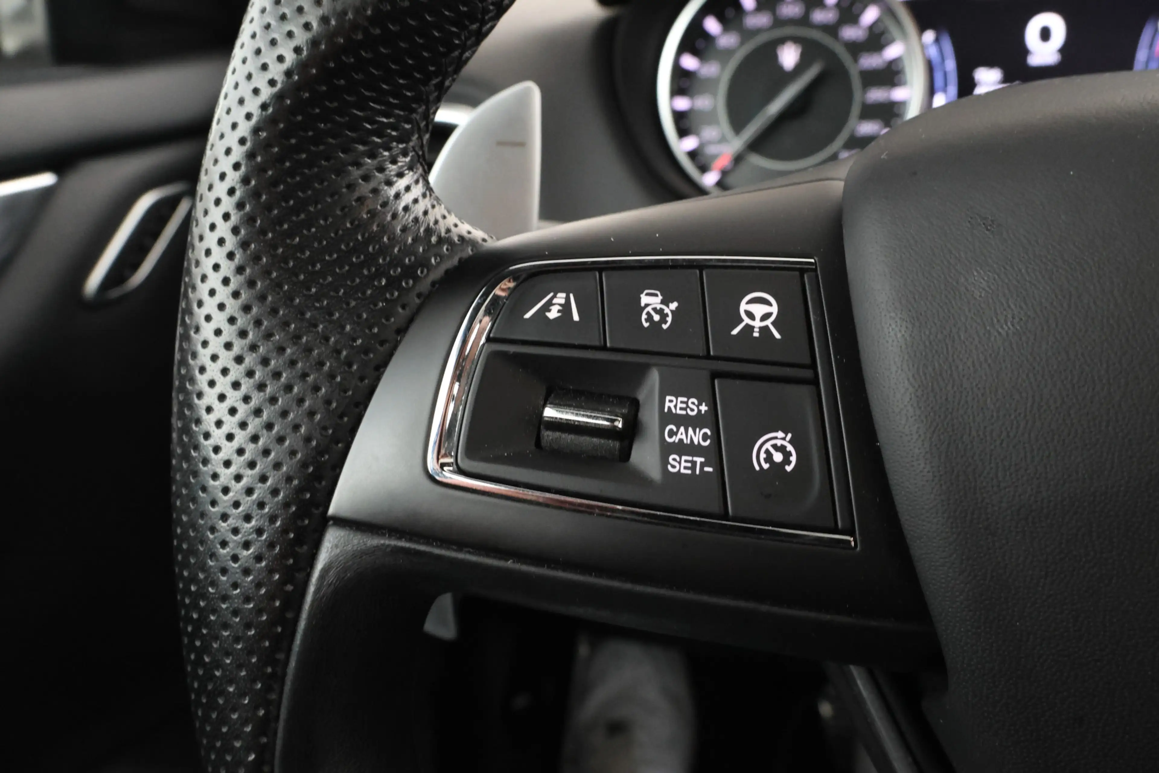 Maserati Ghibli 2.0 MHEV GranSport Schuif/Kanteldak, 360 Camera, V — photo 26