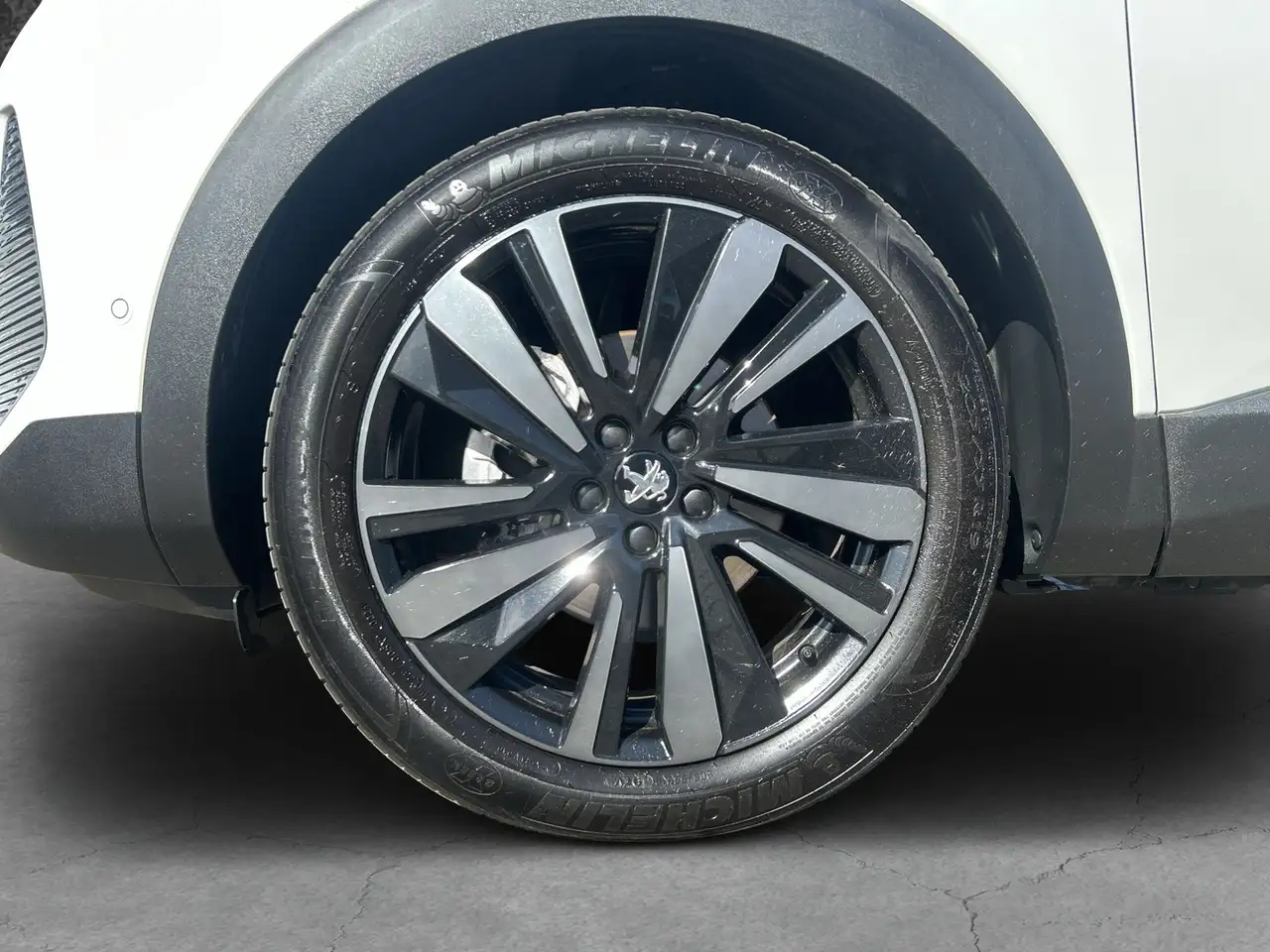 Peugeot 3008 3008 PureTech 130 Stop & Start GPF EAT8 GT 16