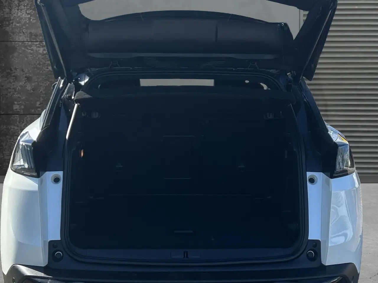 Peugeot 3008 3008 PureTech 130 Stop & Start GPF EAT8 GT 14