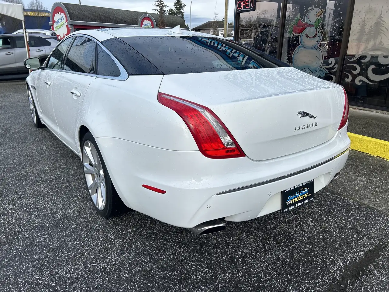 Jaguar XJ снимка Jaguar XJ