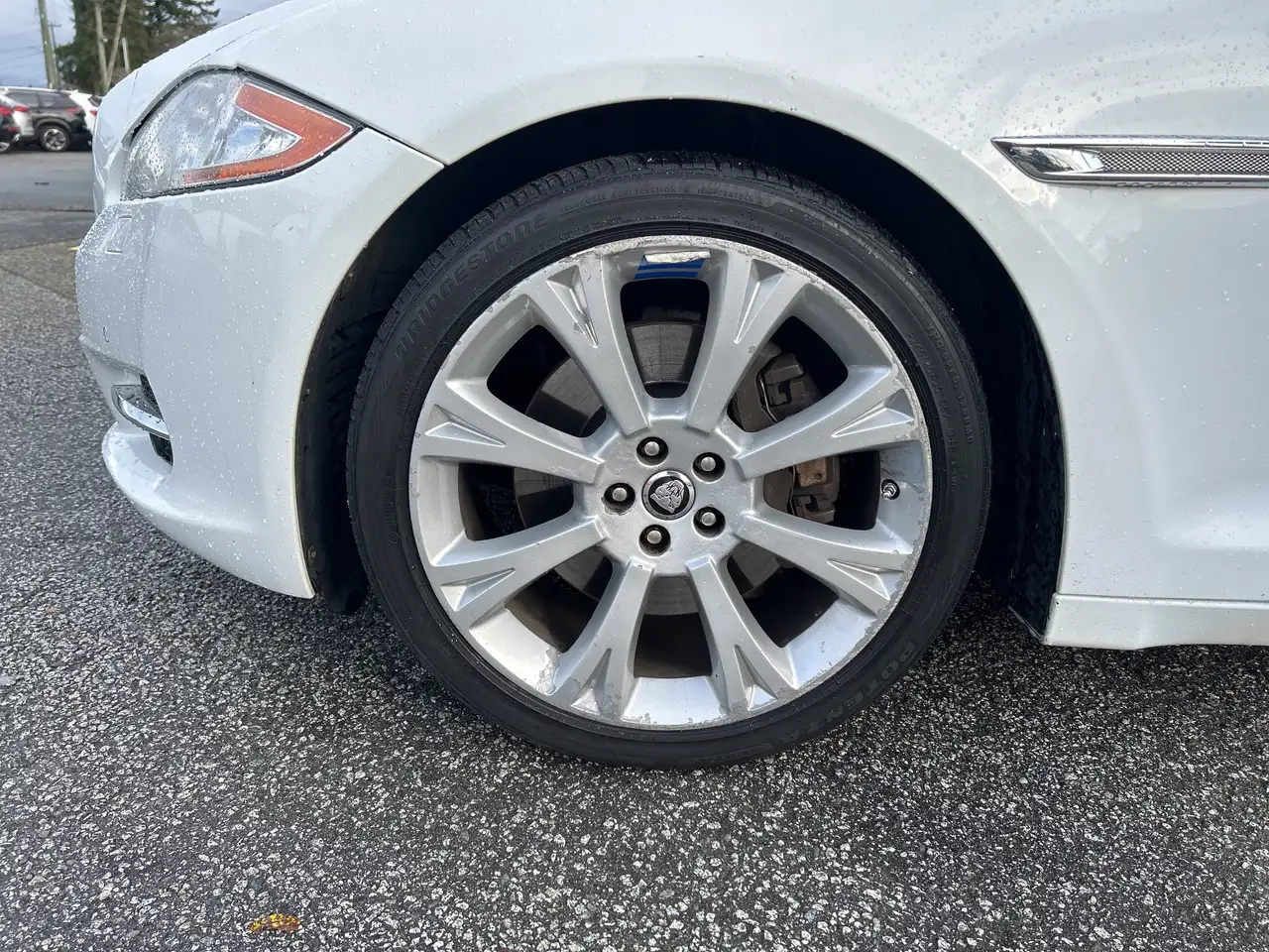 Jaguar XJ снимка Jaguar XJ