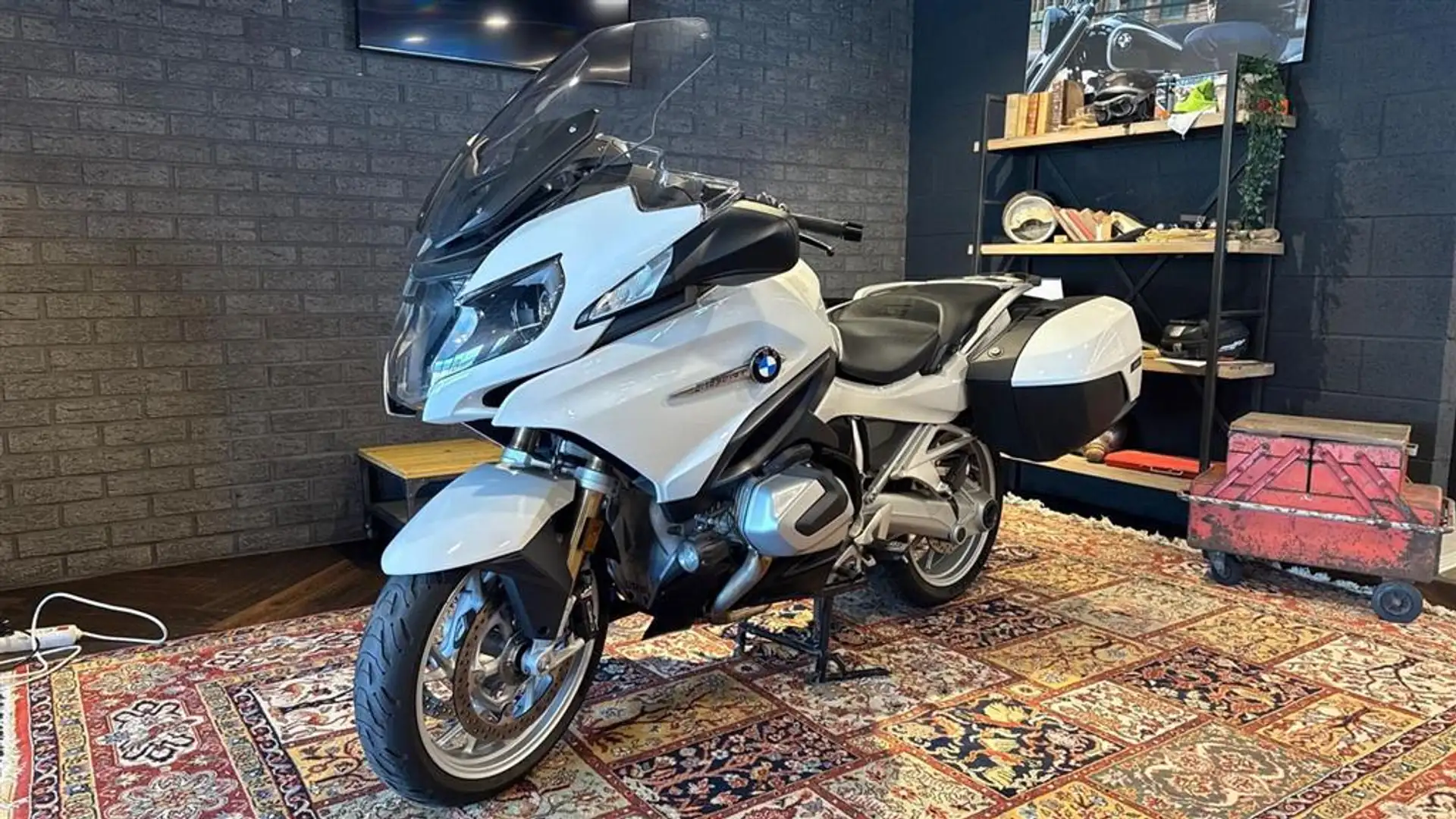 BMW R 1250 RT 0 - 1