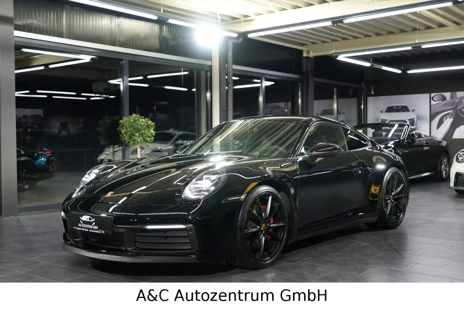 Porsche 992 911 Carrera S Noir - 1
