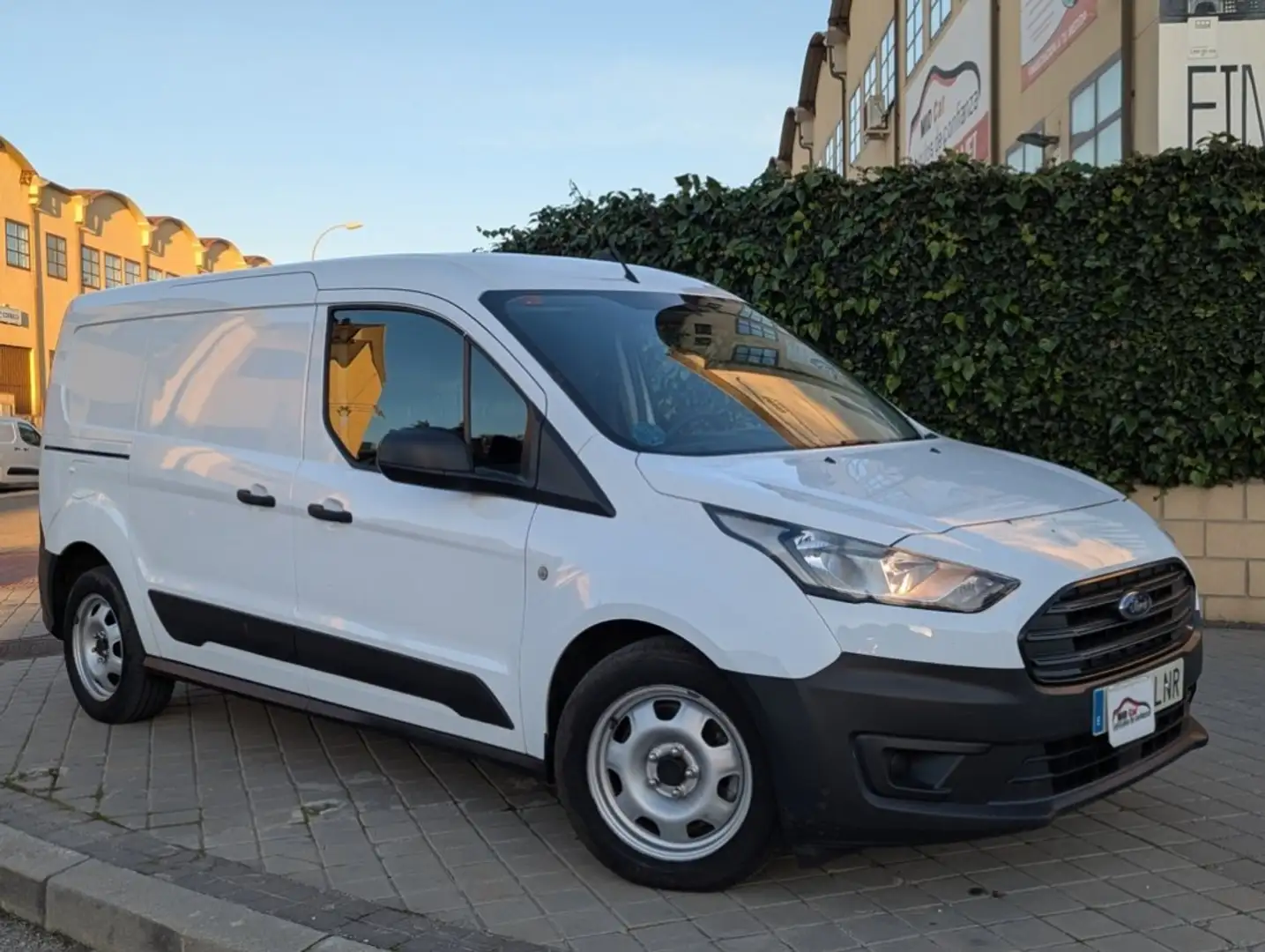 Ford Connect Comercial FT Van 1.5 TDCi EcoBlue S&S L2 2 Blanco - 1