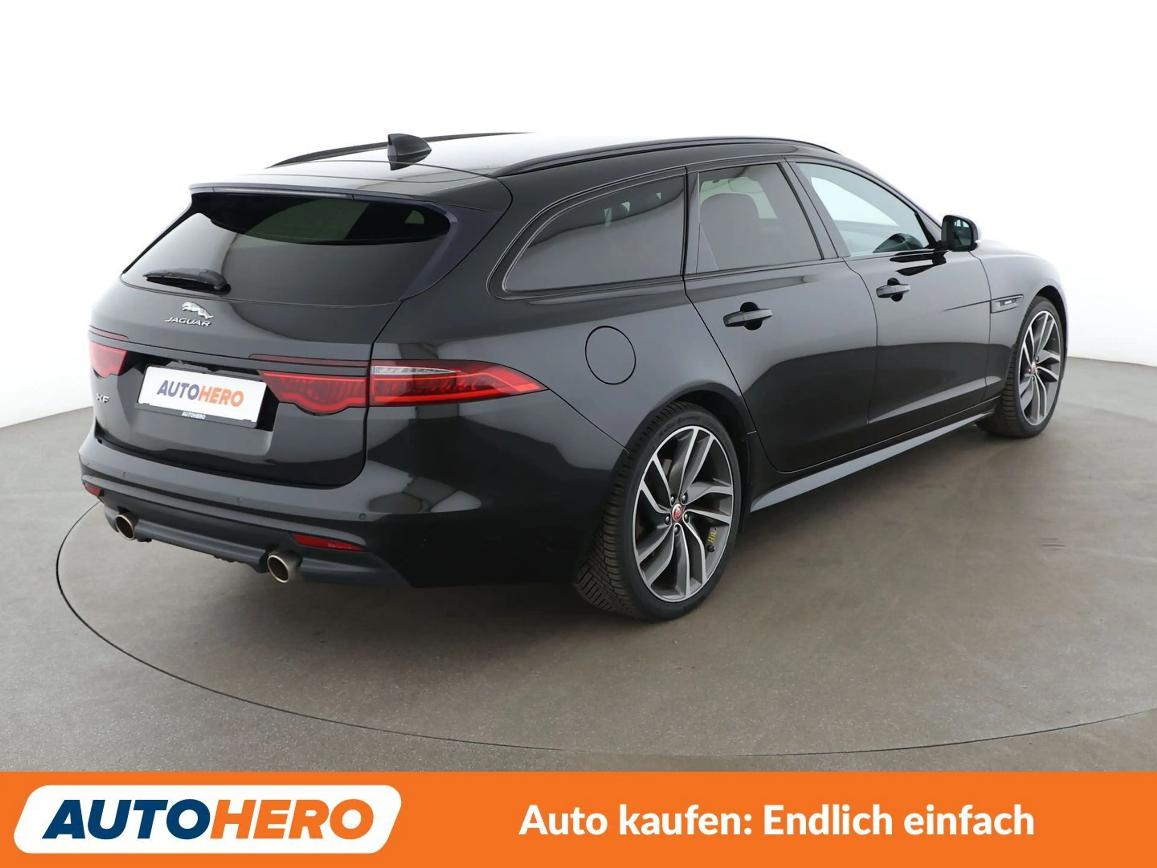 Jaguar XF 30t R-Sport AWD Aut.*NAVI*TEMPO*XENON*CAM*SHZ*PDC* — photo 6