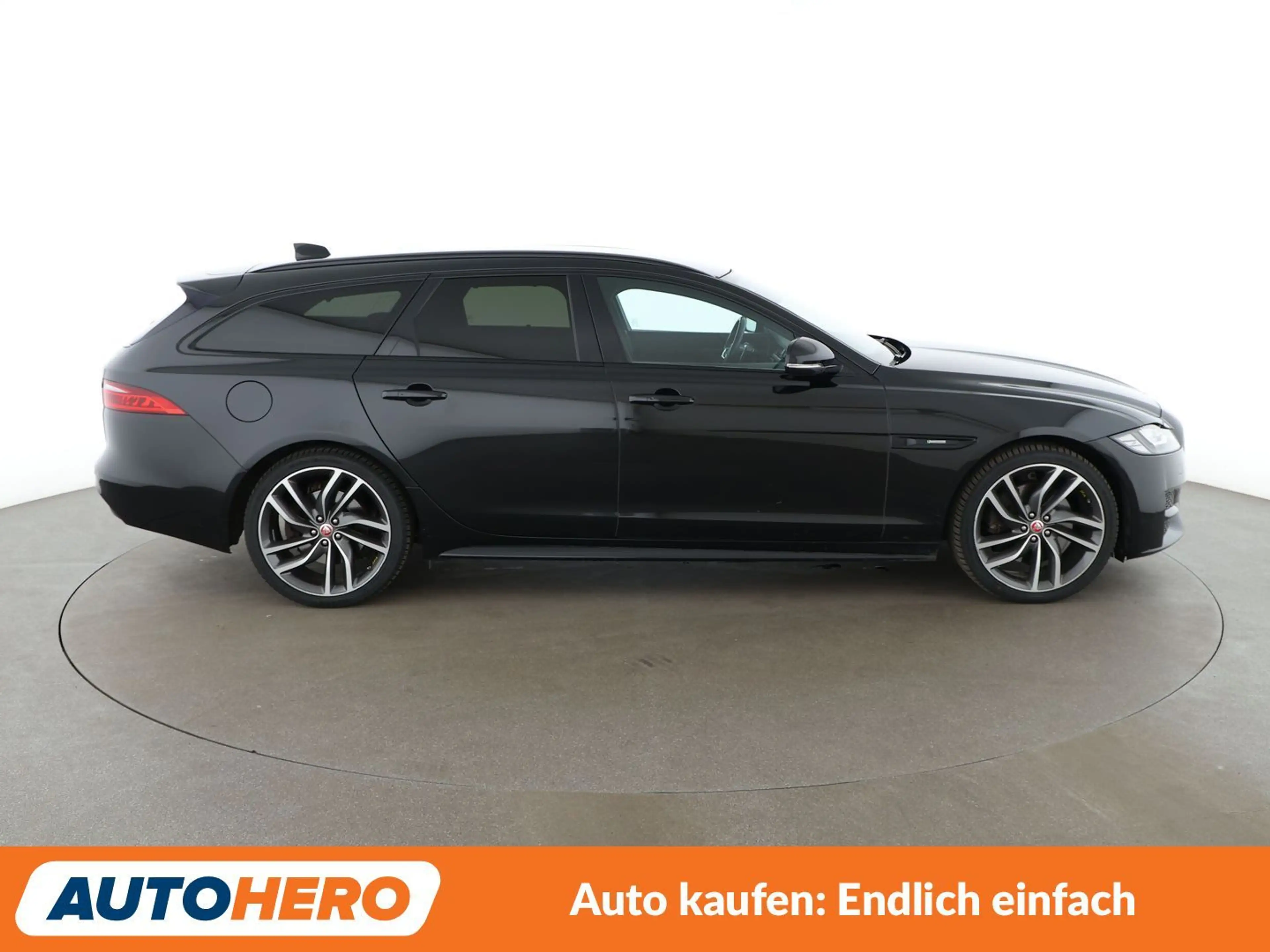 Jaguar XF 30t R-Sport AWD Aut.*NAVI*TEMPO*XENON*CAM*SHZ*PDC* — photo 7