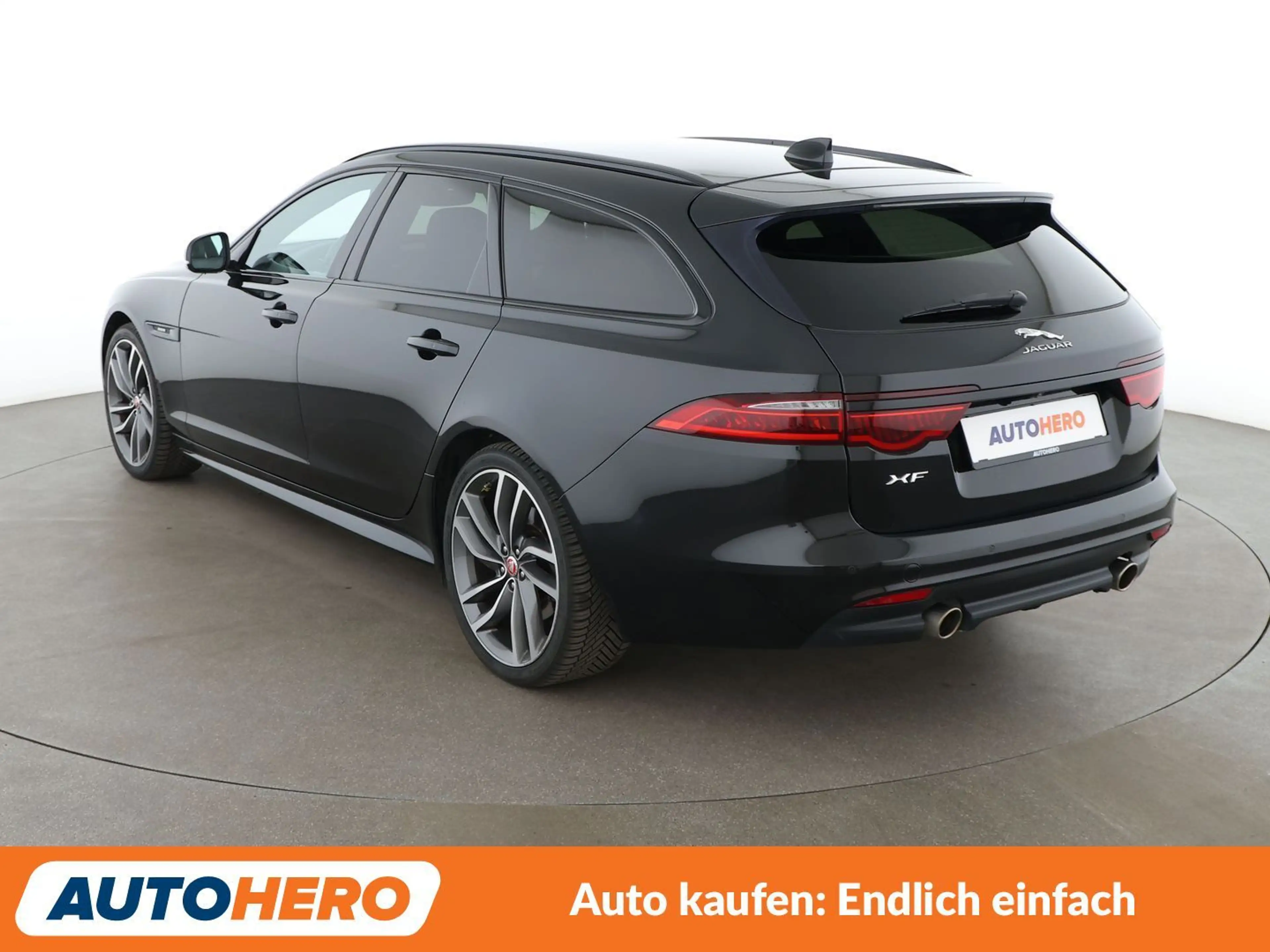Jaguar XF 30t R-Sport AWD Aut.*NAVI*TEMPO*XENON*CAM*SHZ*PDC* — photo 4