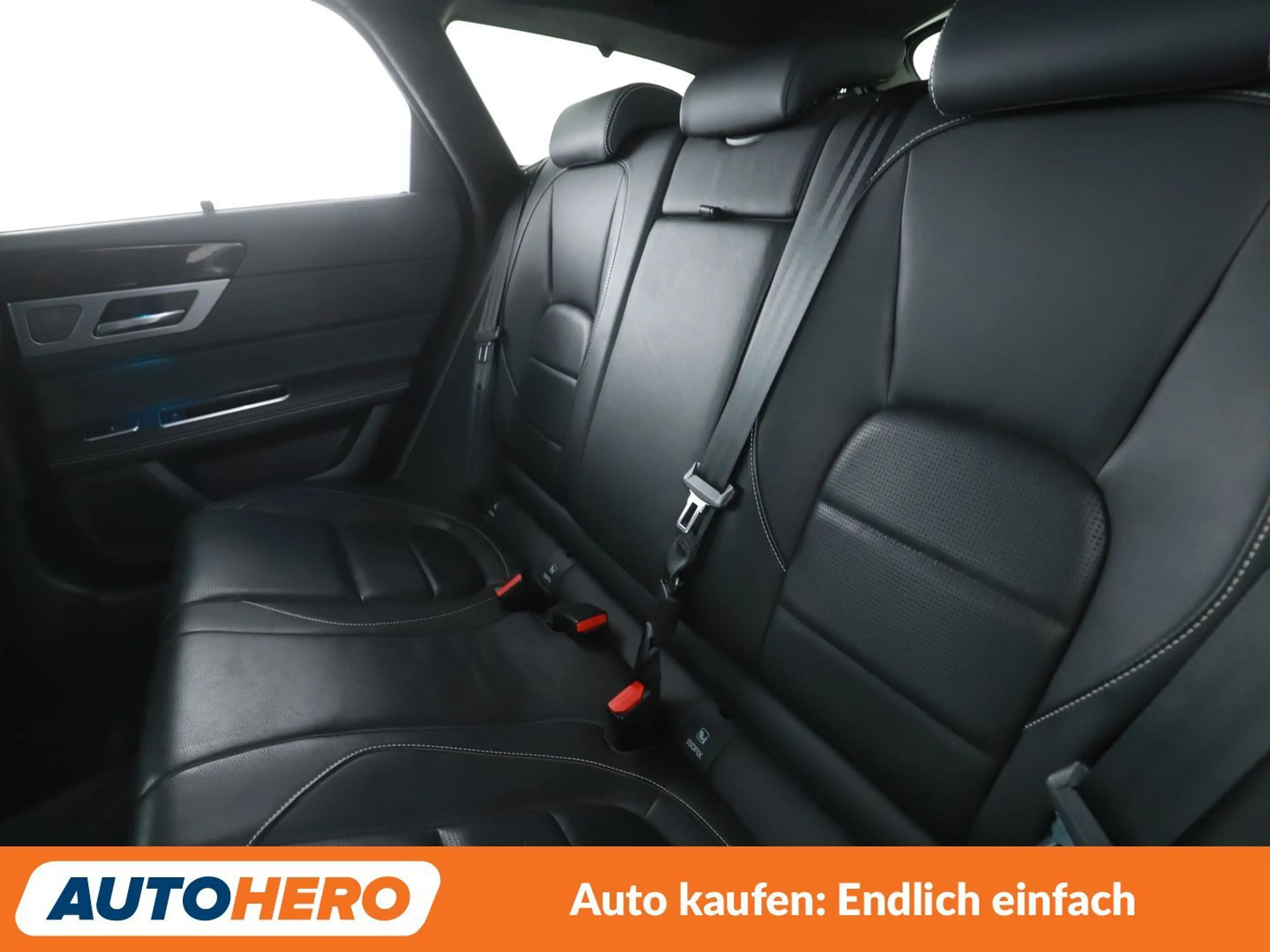 Jaguar XF 30t R-Sport AWD Aut.*NAVI*TEMPO*XENON*CAM*SHZ*PDC* — photo 14