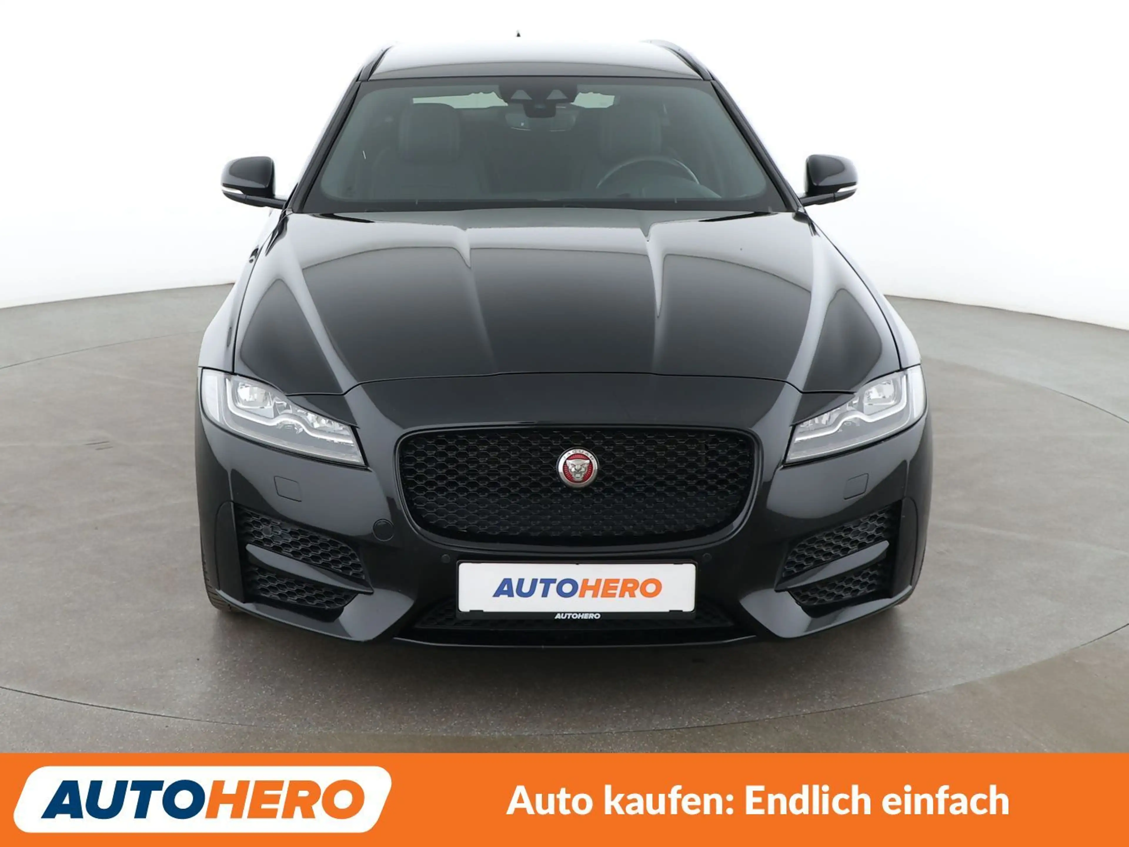 Jaguar XF 30t R-Sport AWD Aut.*NAVI*TEMPO*XENON*CAM*SHZ*PDC* — photo 9