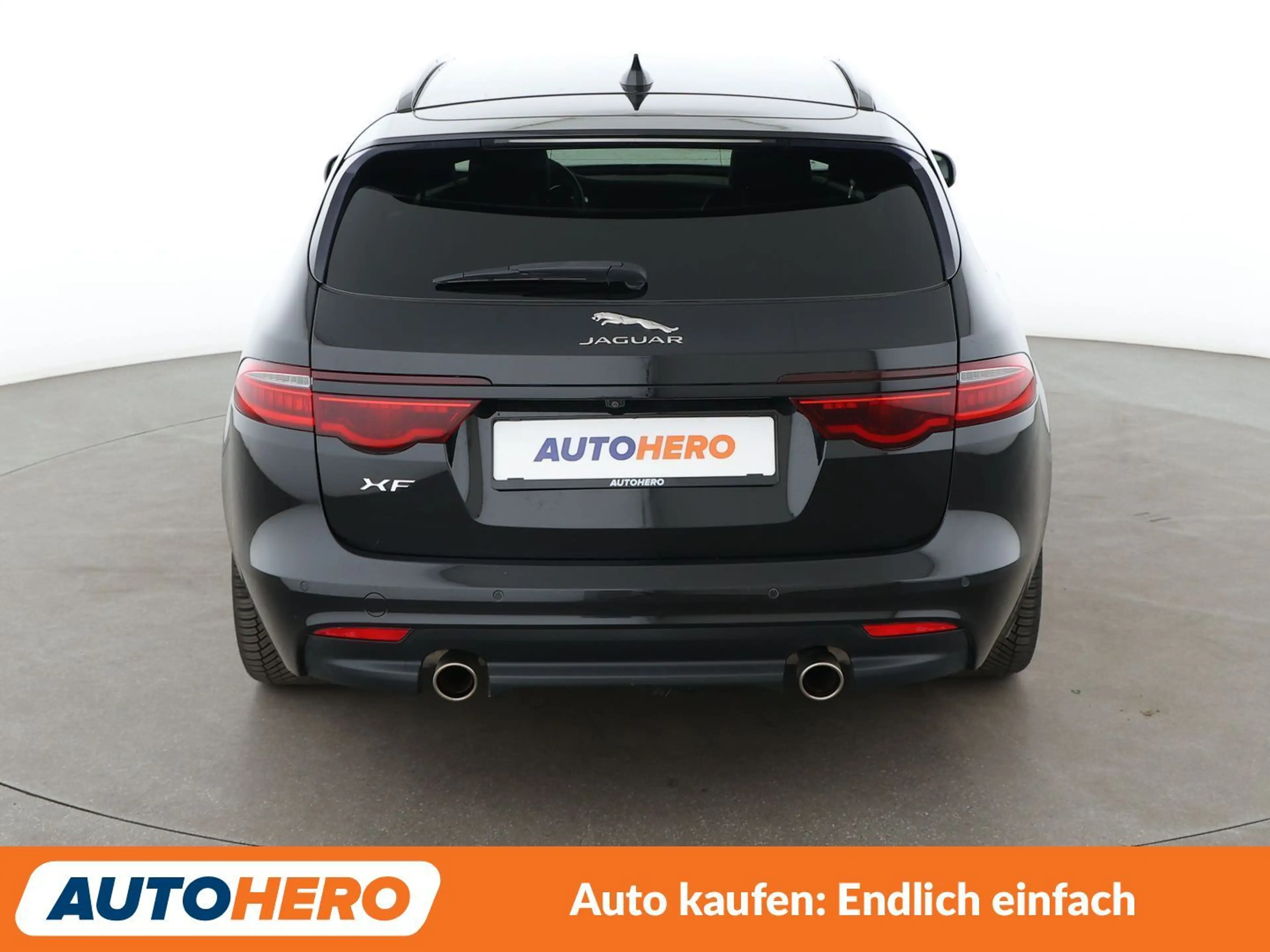 Jaguar XF 30t R-Sport AWD Aut.*NAVI*TEMPO*XENON*CAM*SHZ*PDC* — photo 5