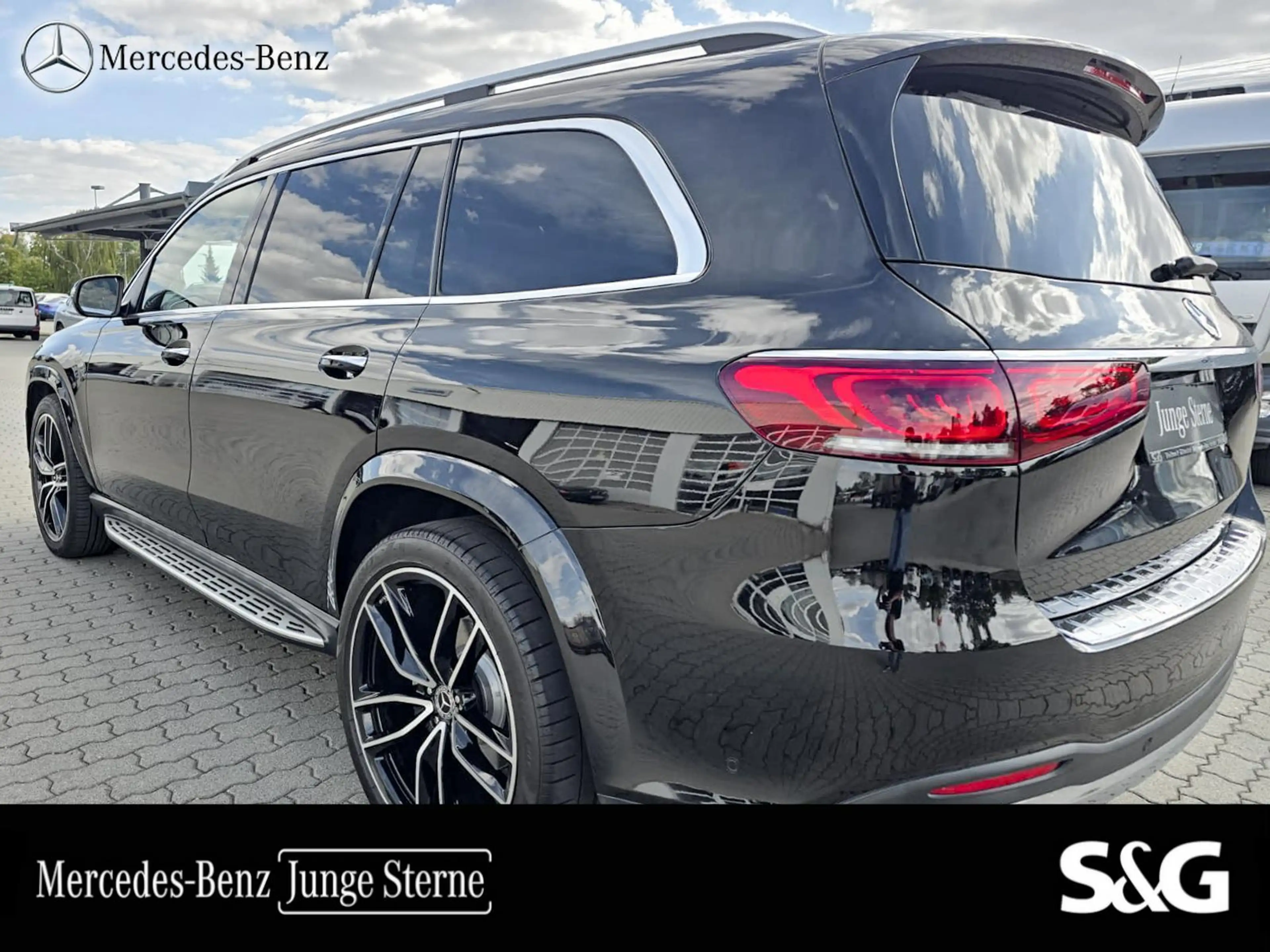 Mercedes-Benz GLS 350 d 4M AMG AHK+M-LED+HUD+360°+Panoschieb. — photo 5