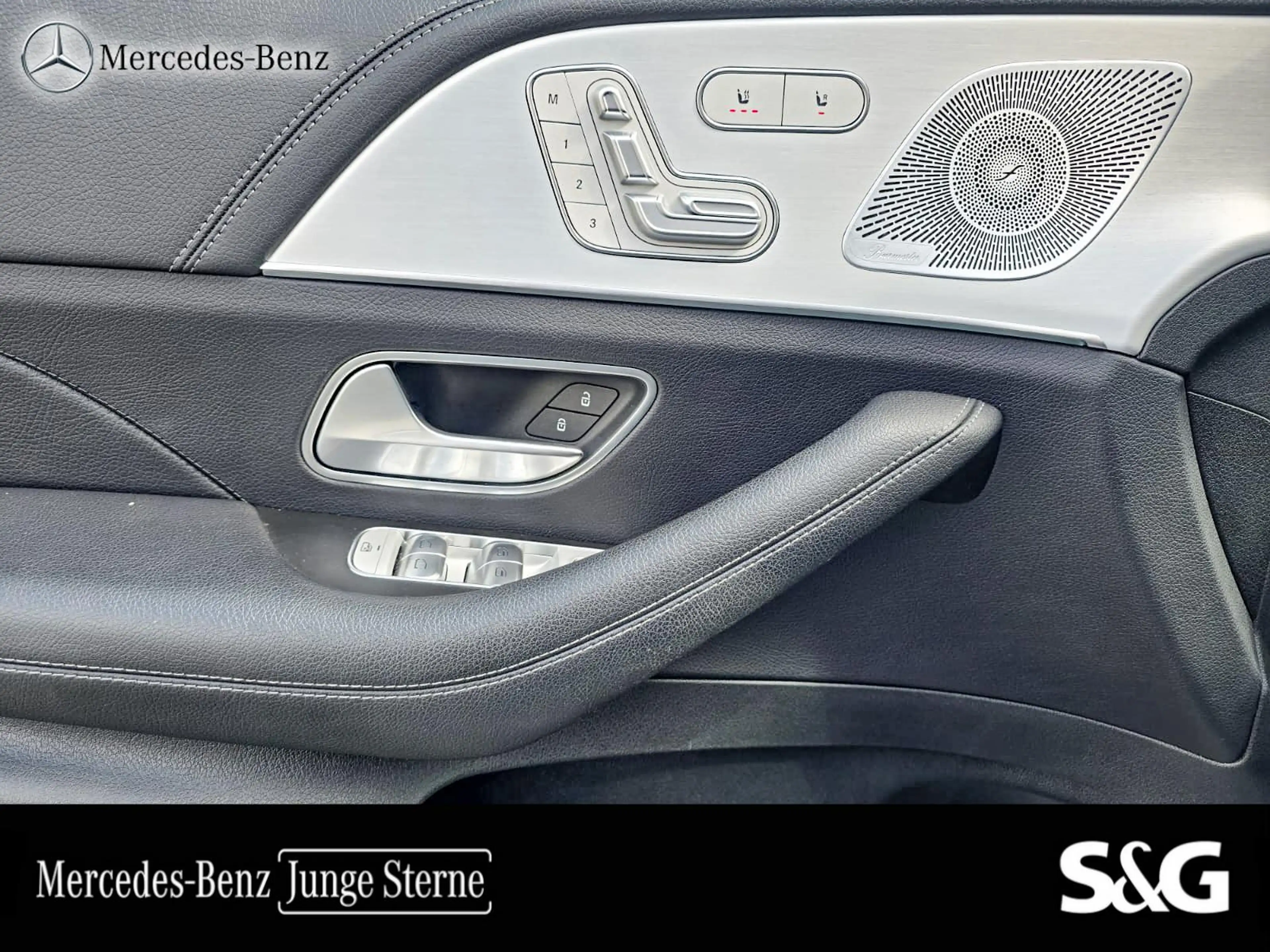 Mercedes-Benz GLS 350 d 4M AMG AHK+M-LED+HUD+360°+Panoschieb. — photo 10