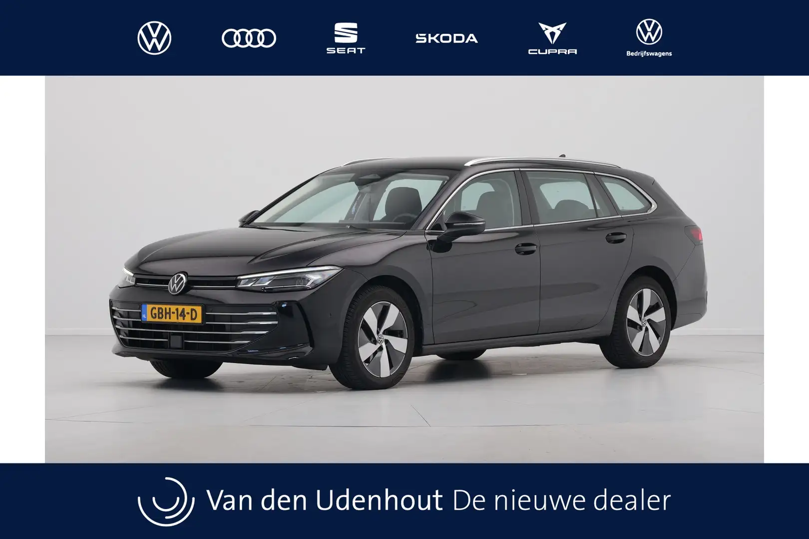 Volkswagen Passat Variant 1.5 eTSI 150pk Business Trekhaak Navigatie Camera Noir - 1