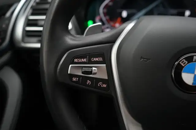 BMW X3 view 21
